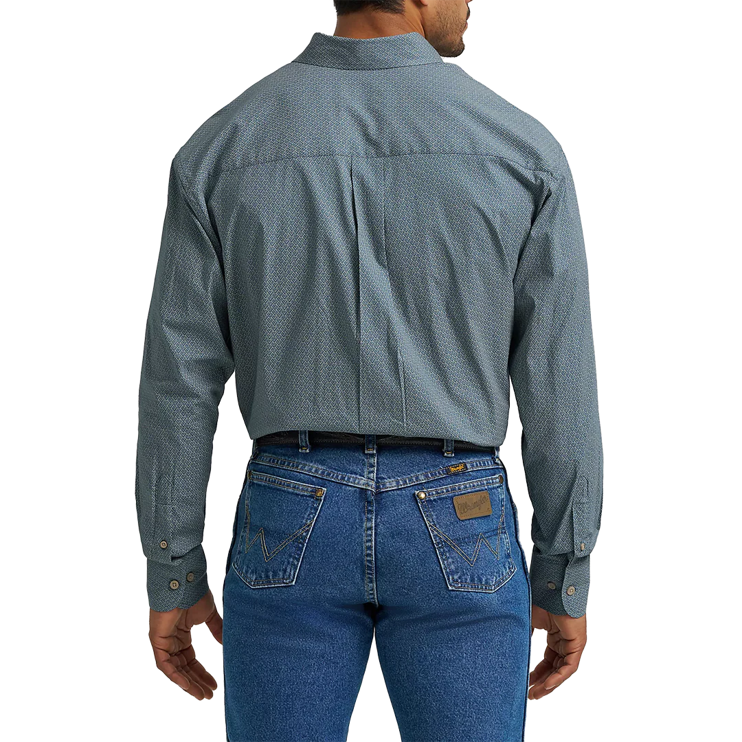 Wrangler Men's George Strait Long Sleeve Button Shirt