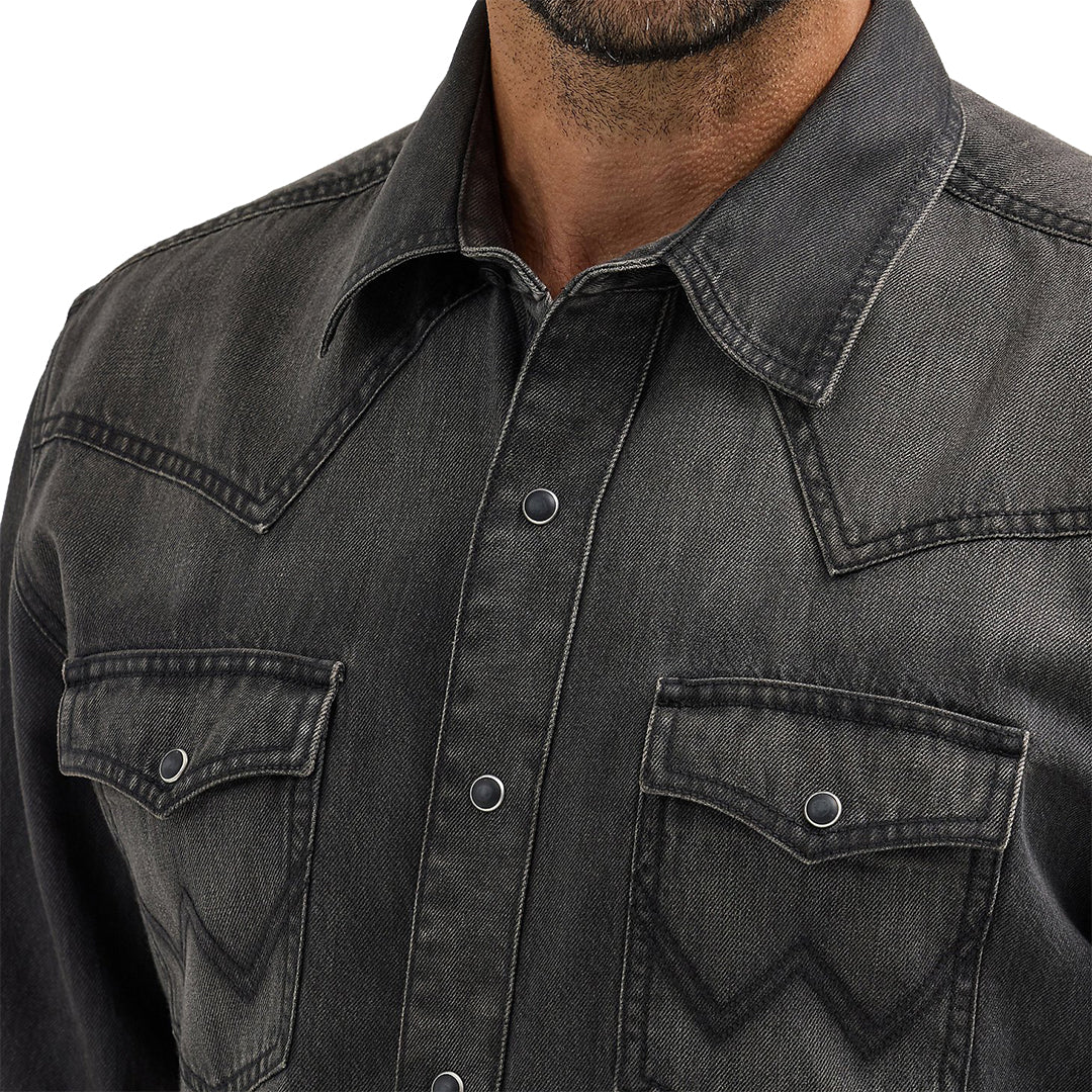 Wrangler Men's Retro Premium Long Sleeve Snap Shirt