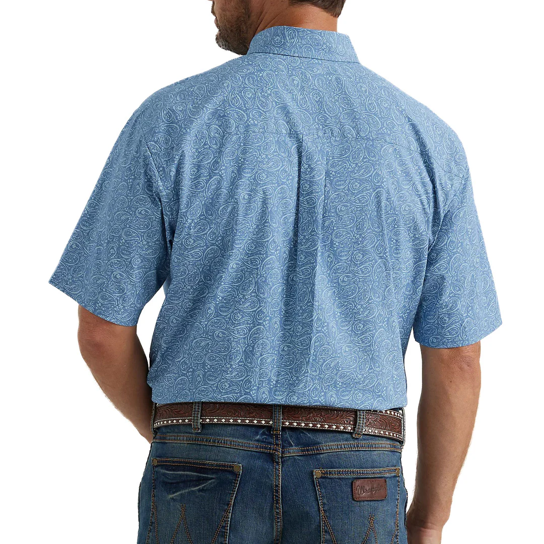 Wrangler Men's George Strait Short Sleeve Button-Down Shirt
