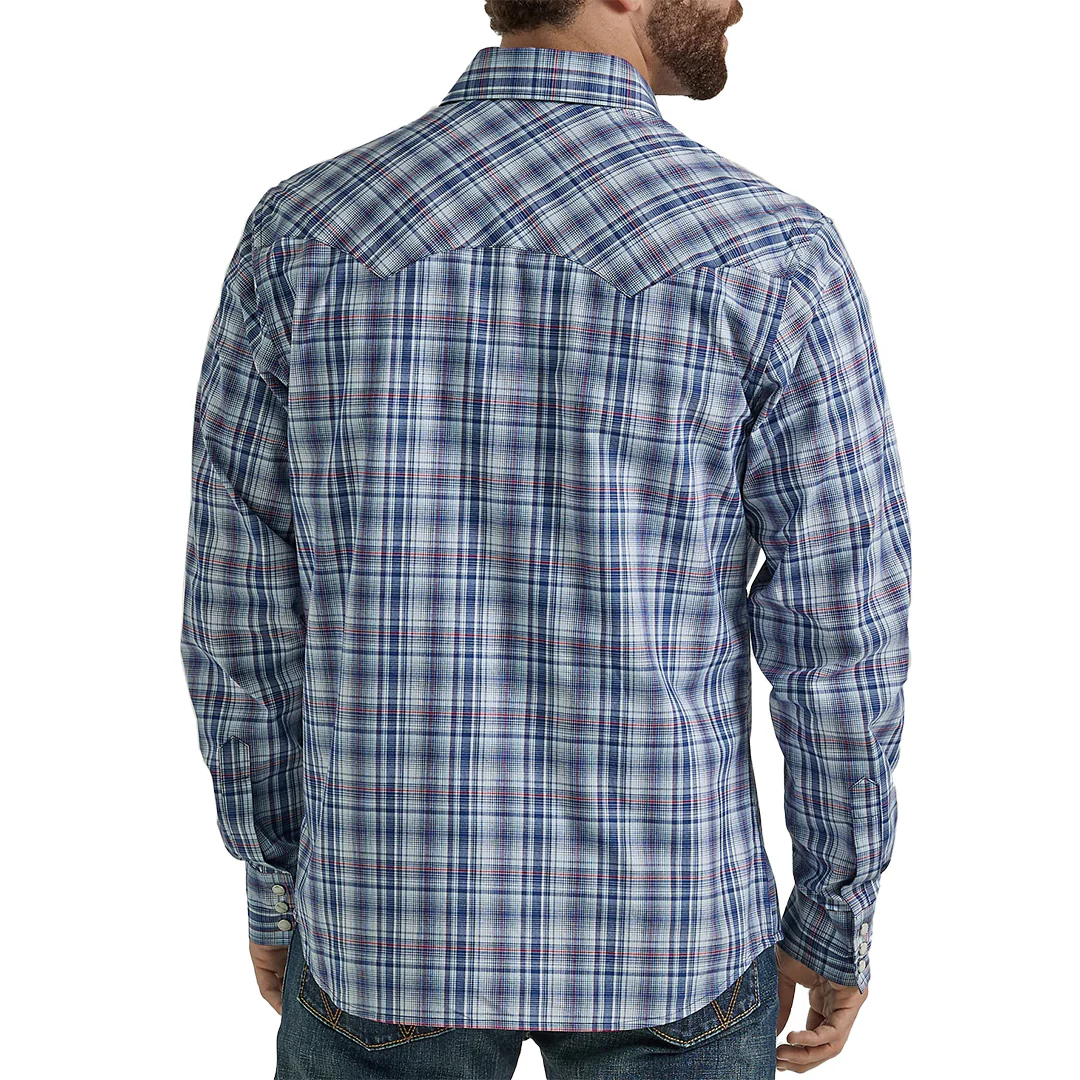 Wrangler Men's Retro Sawtooth Snap Shirt in Blue Plaid