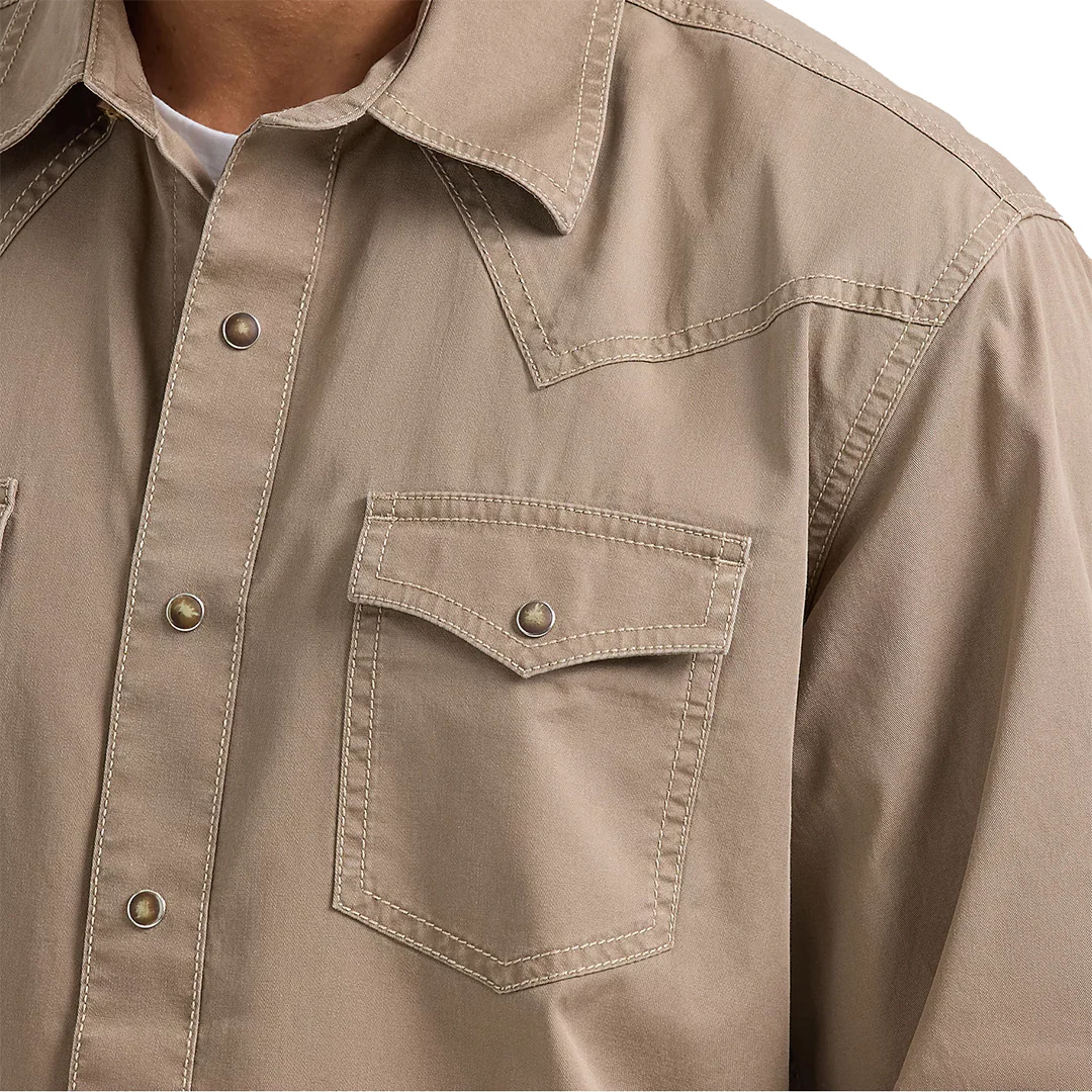 Wrangler Men's Retro Premium Western Long Sleeve Snap Shirt