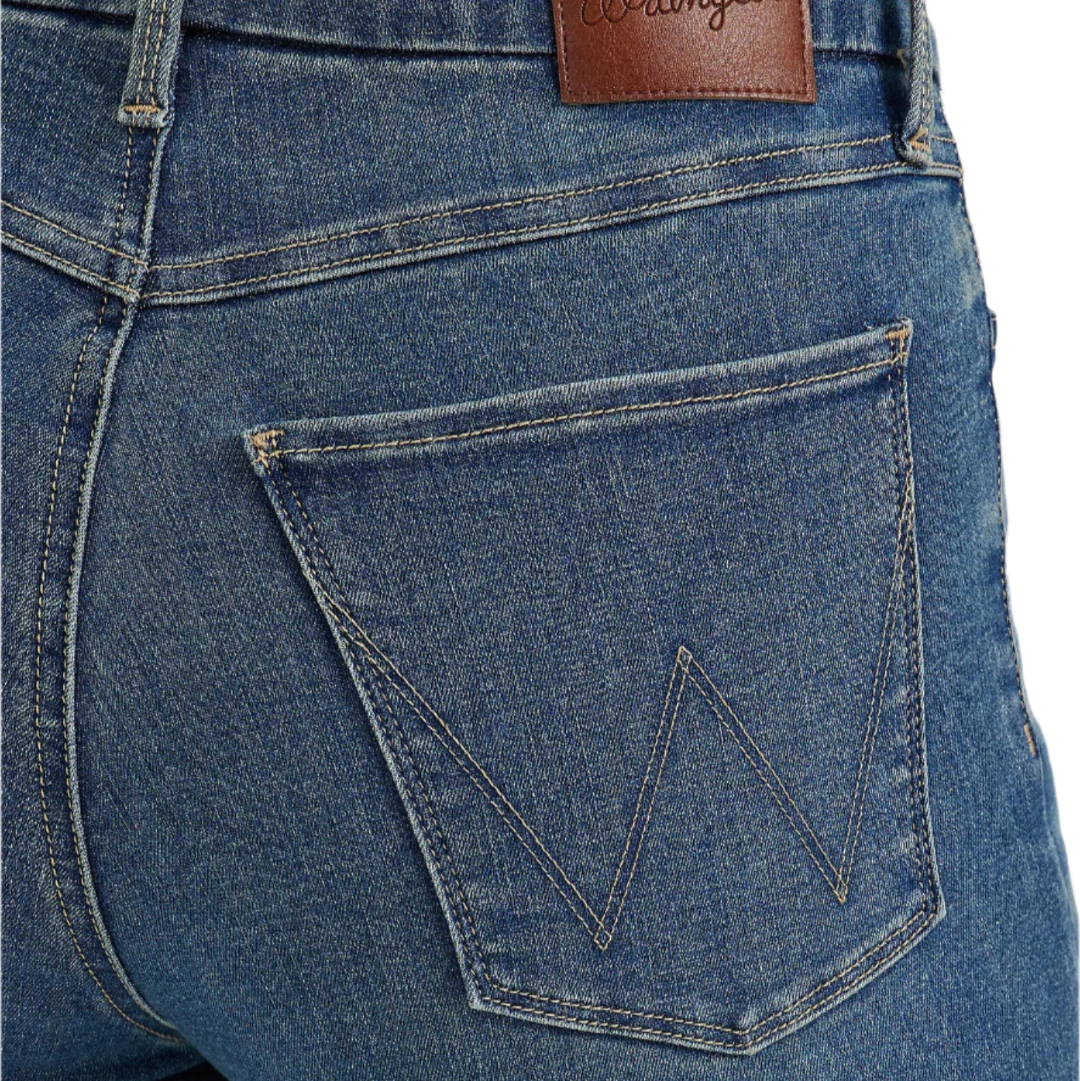 Wrangler Women's Bespoke High Rise Bootcut Jeans
