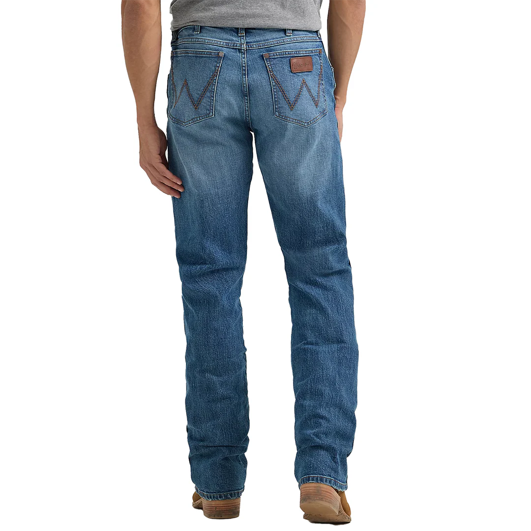 Wrangler Men's Retro Slim Fit Bootcut Jeans