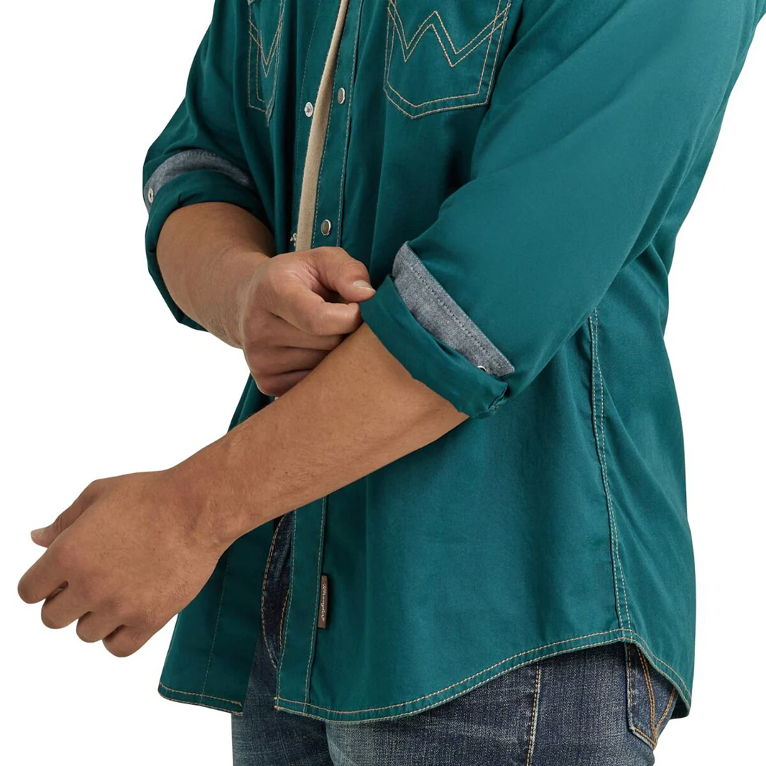 Wrangler Men's Deep Teal Long Sleeve Snap Shirt