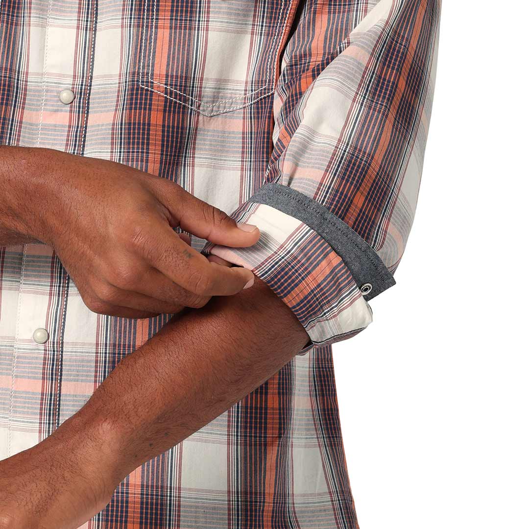 Wrangler Men's Retro Premium Plaid Snap Shirt