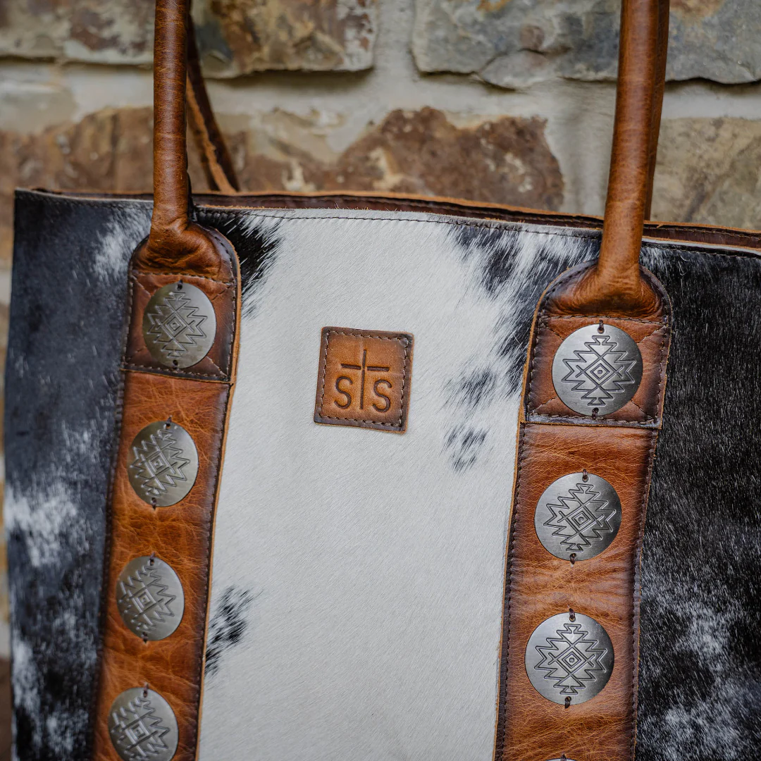 STS Ranchwear Vaquero Cowhide Tote