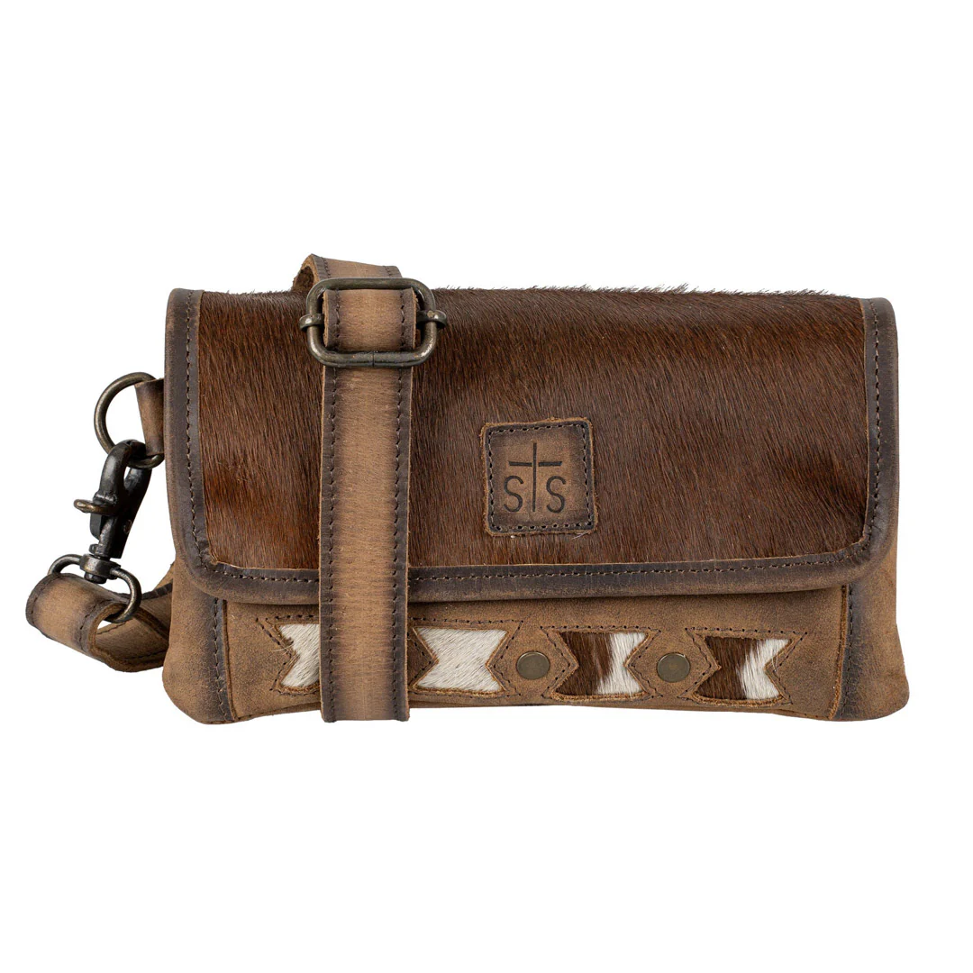 STS Ranchwear Women's Roswell Cowhide Crossbody Purse