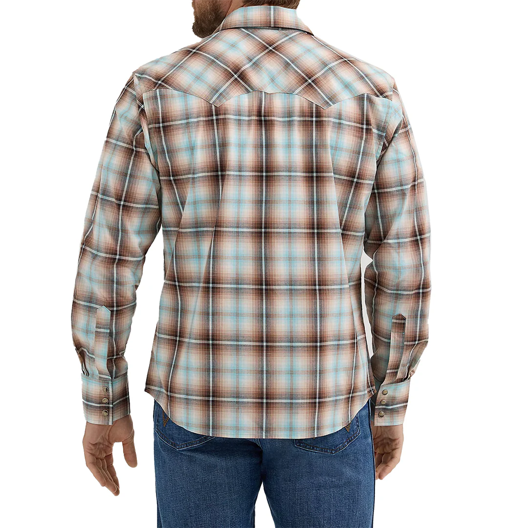Wrangler Men's Retro Long Sleeve Snap Shirt