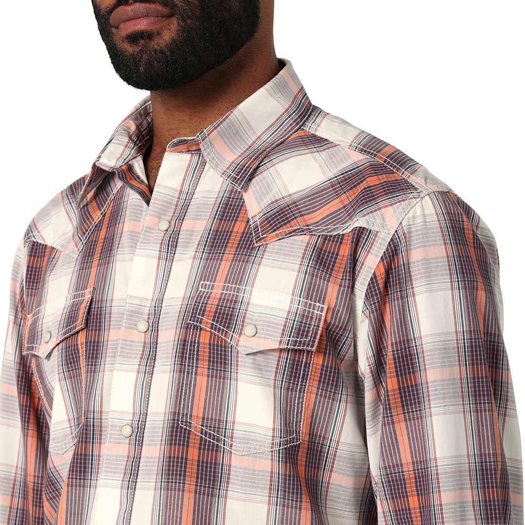Wrangler Men's Retro Premium Plaid Snap Shirt
