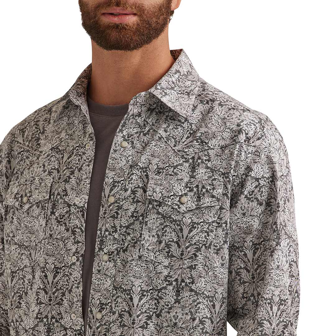 Wrangler Men's Retro Premium Floral Print Snap Shirt