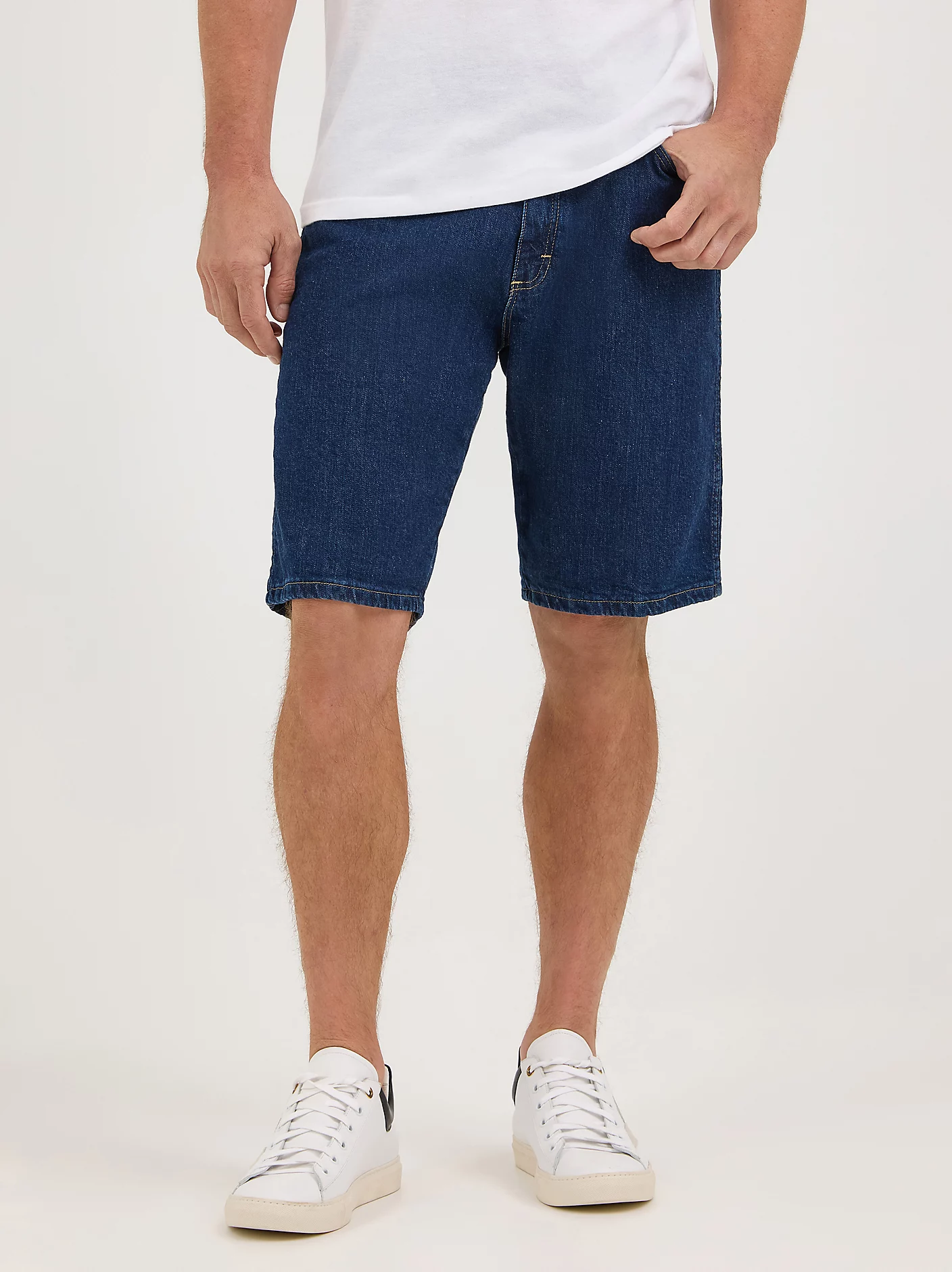 Men's Wrangler® Five Star Premium 5-pocket Relaxed Denim Short