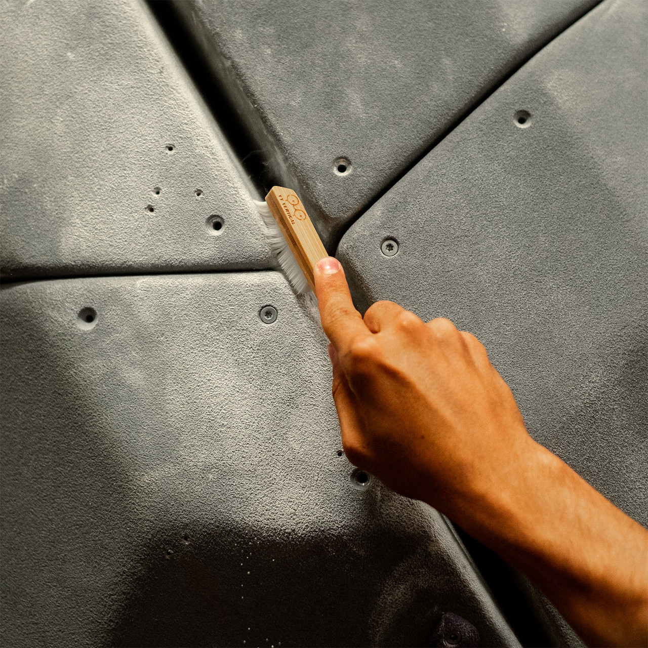 YY Vertical Small Vertical Brush