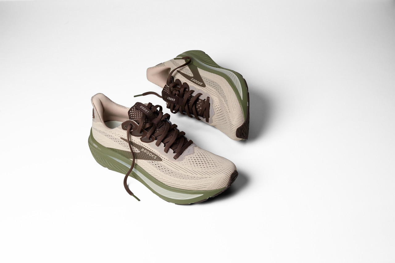 Brooks Ghost 17 Road Running Shoes - Men's