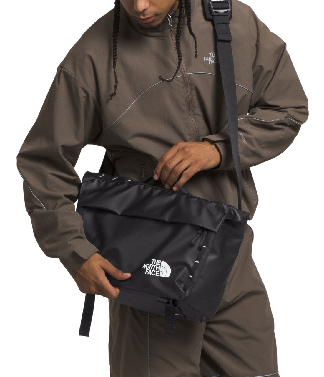 The North Face Base Camp Voyager Messenger Bag - Unisex