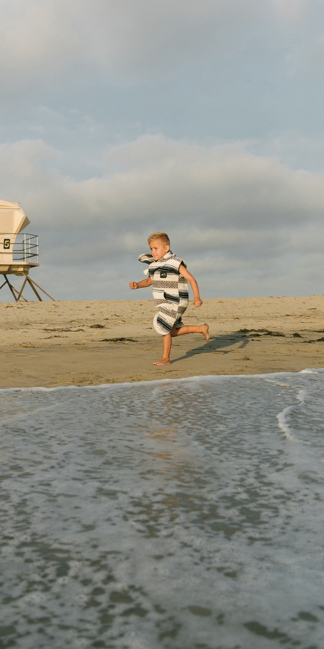 Slowtide Changing Poncho - Children to Youths