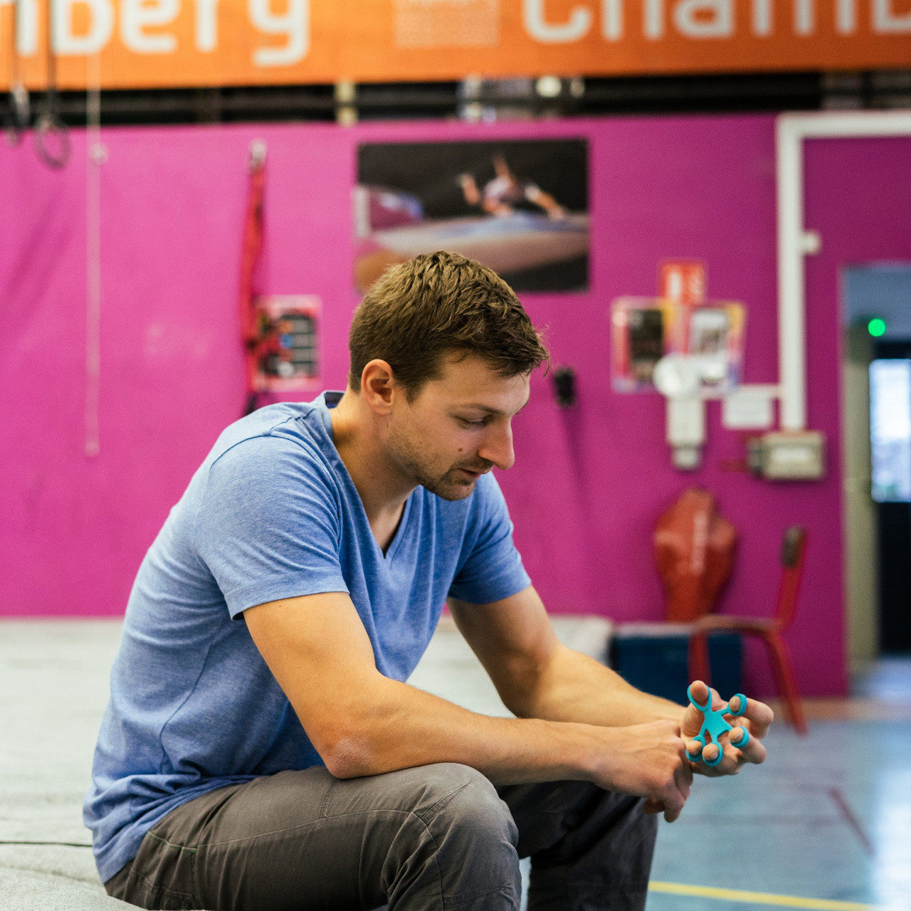 YY Vertical Alien Extensors Hand Trainer