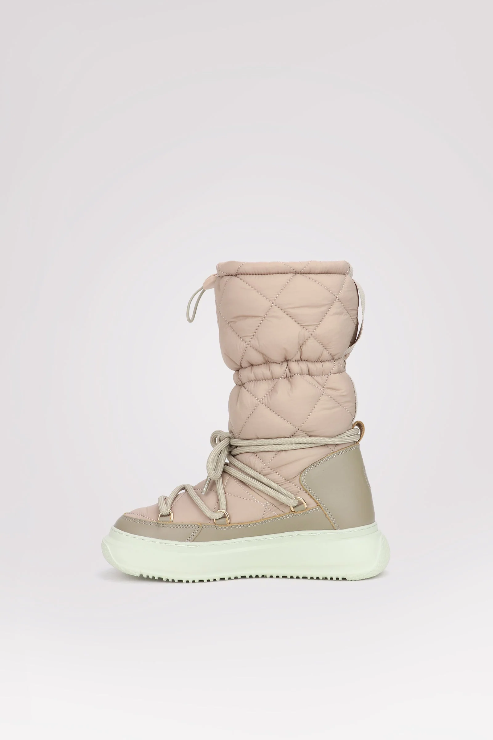 Gravita Mid Women's Mid Pull On Boot w/inside zip