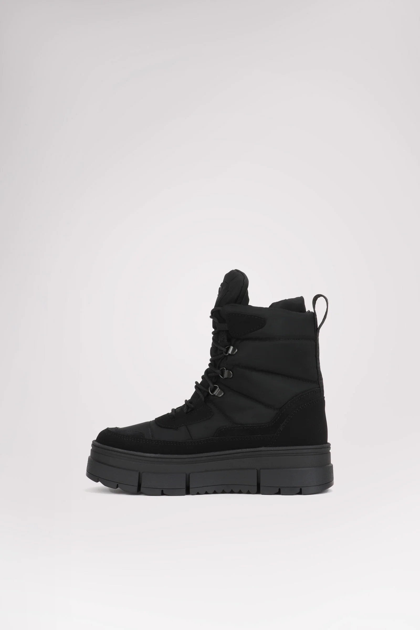 Harrow Women's Lace Up Boot w/Ice Gripper