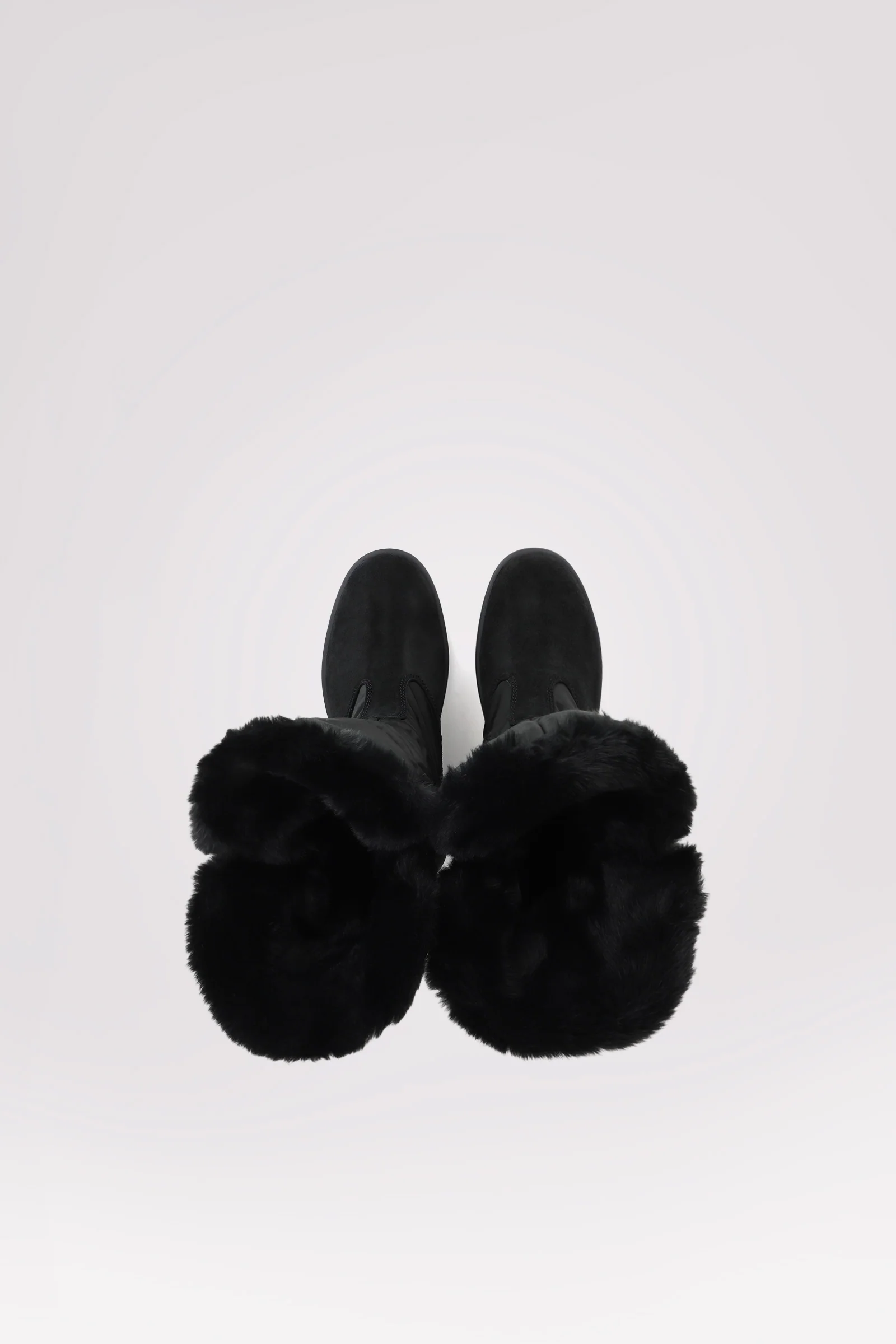 Sira Women's High Zip Boot w/Ice Gripper