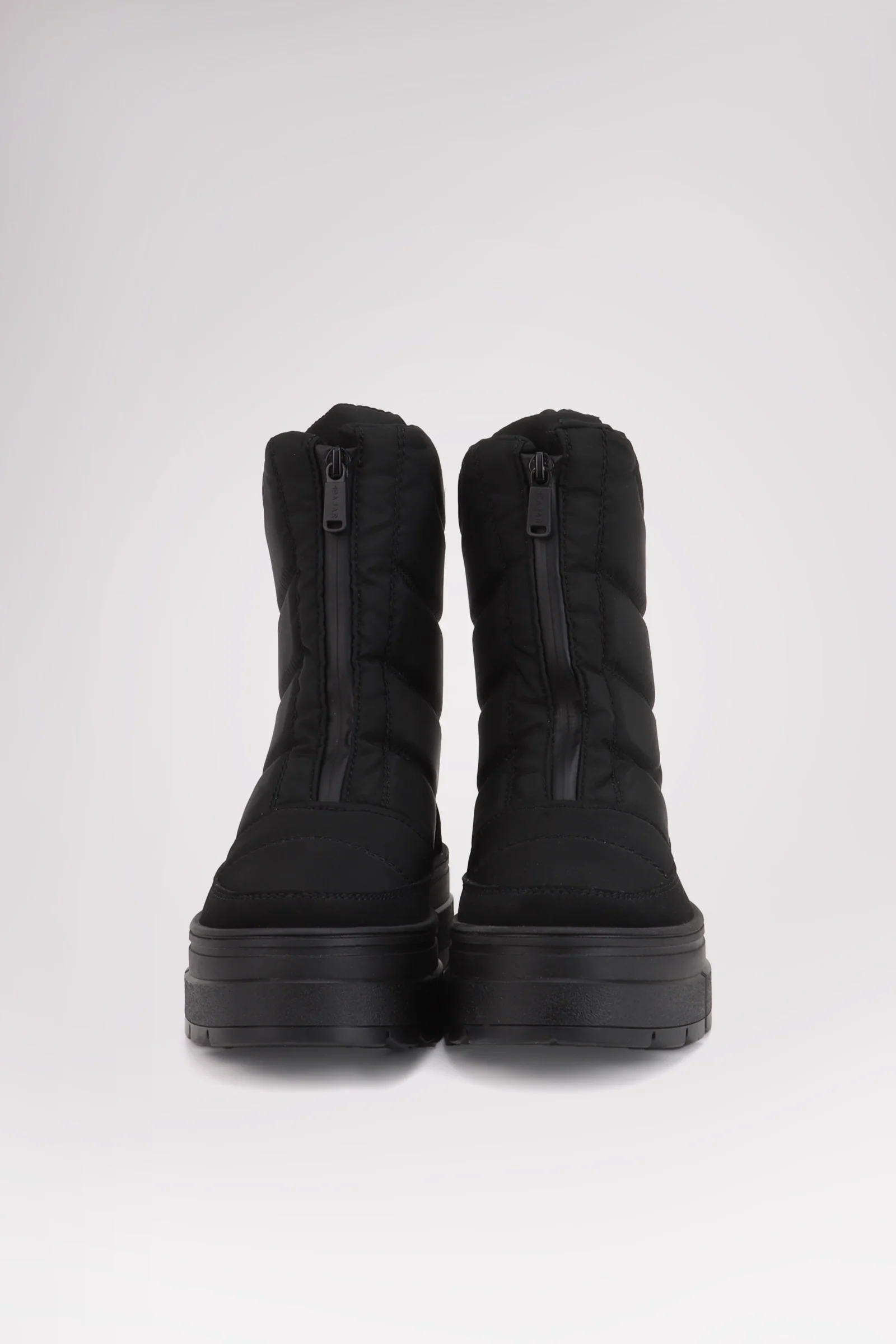 Helene Women's Boot w/Ice Grippers