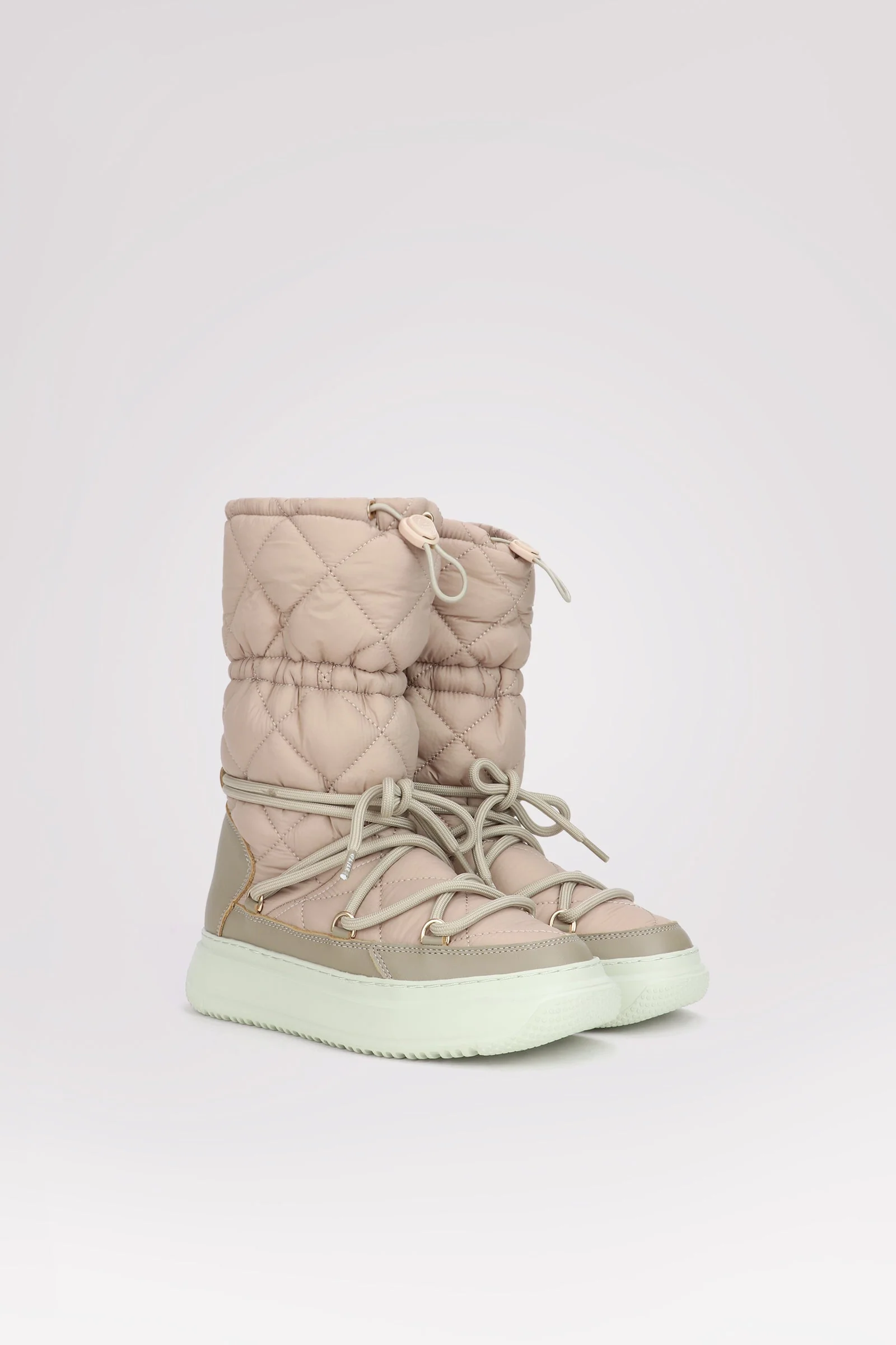 Gravita Mid Women's Mid Pull On Boot w/inside zip