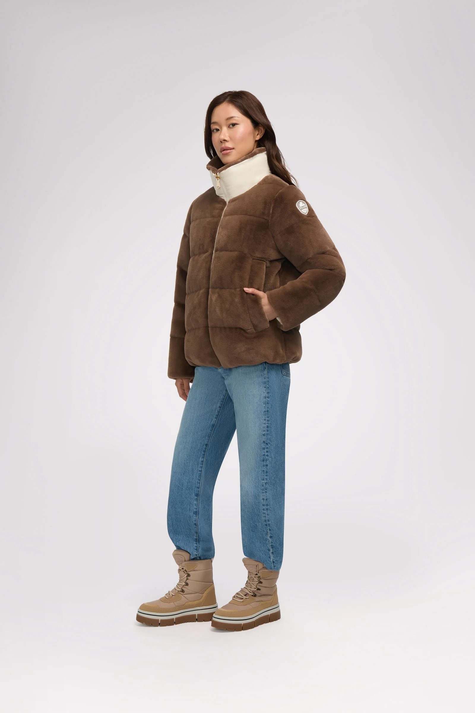 Vanita Women's Boxy Reversible Puffer