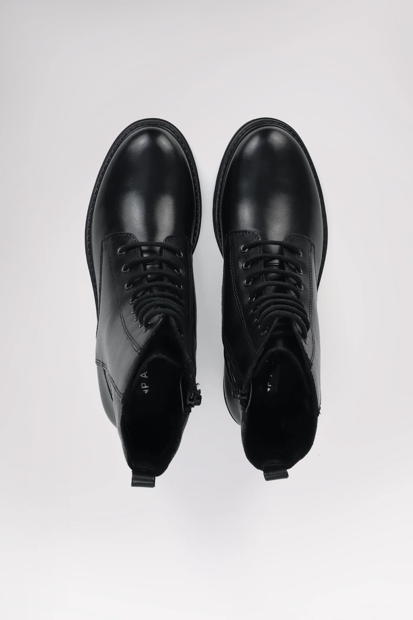 Monterey Women's Lace Up Boot