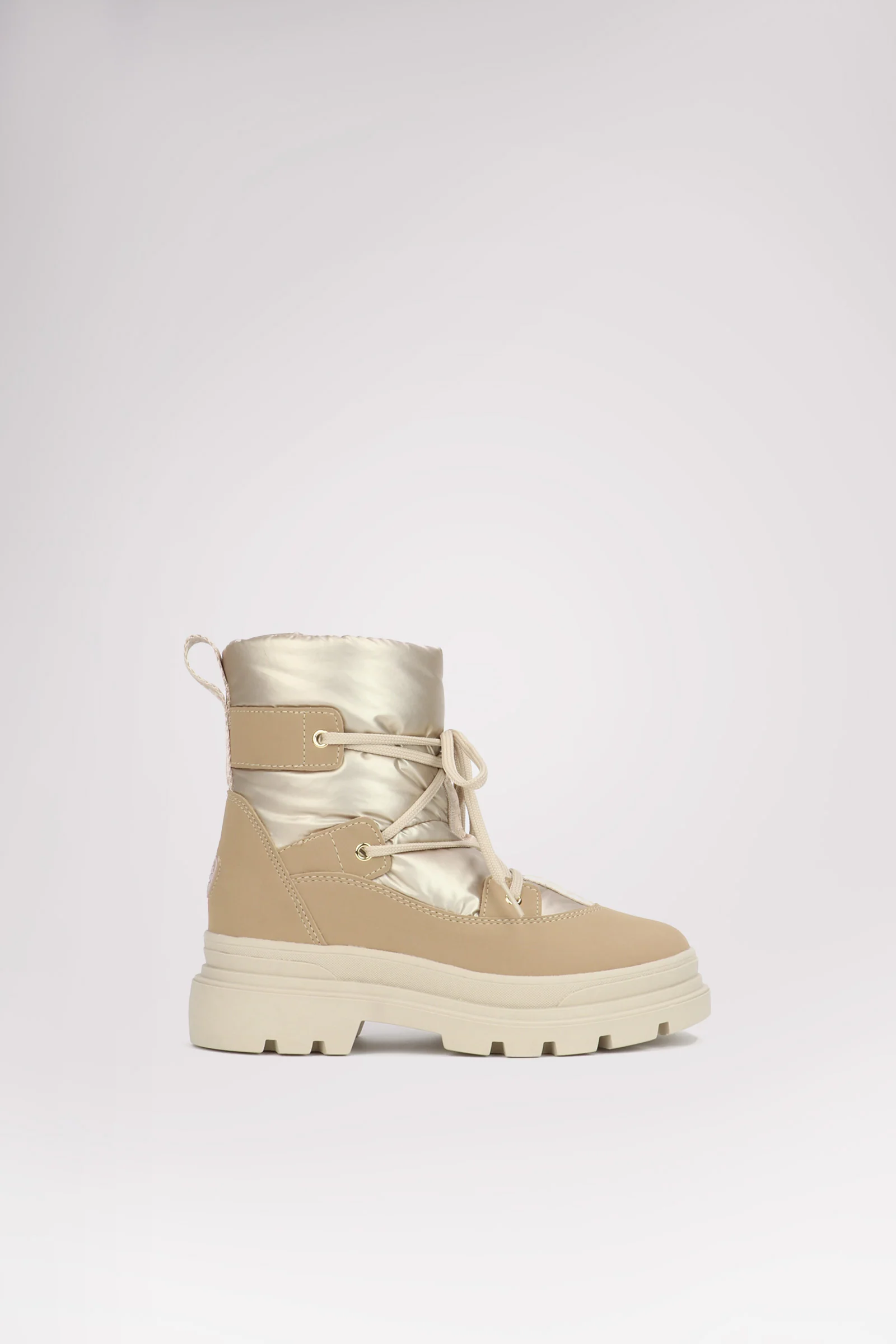 Viva Women's Lace Up Boot