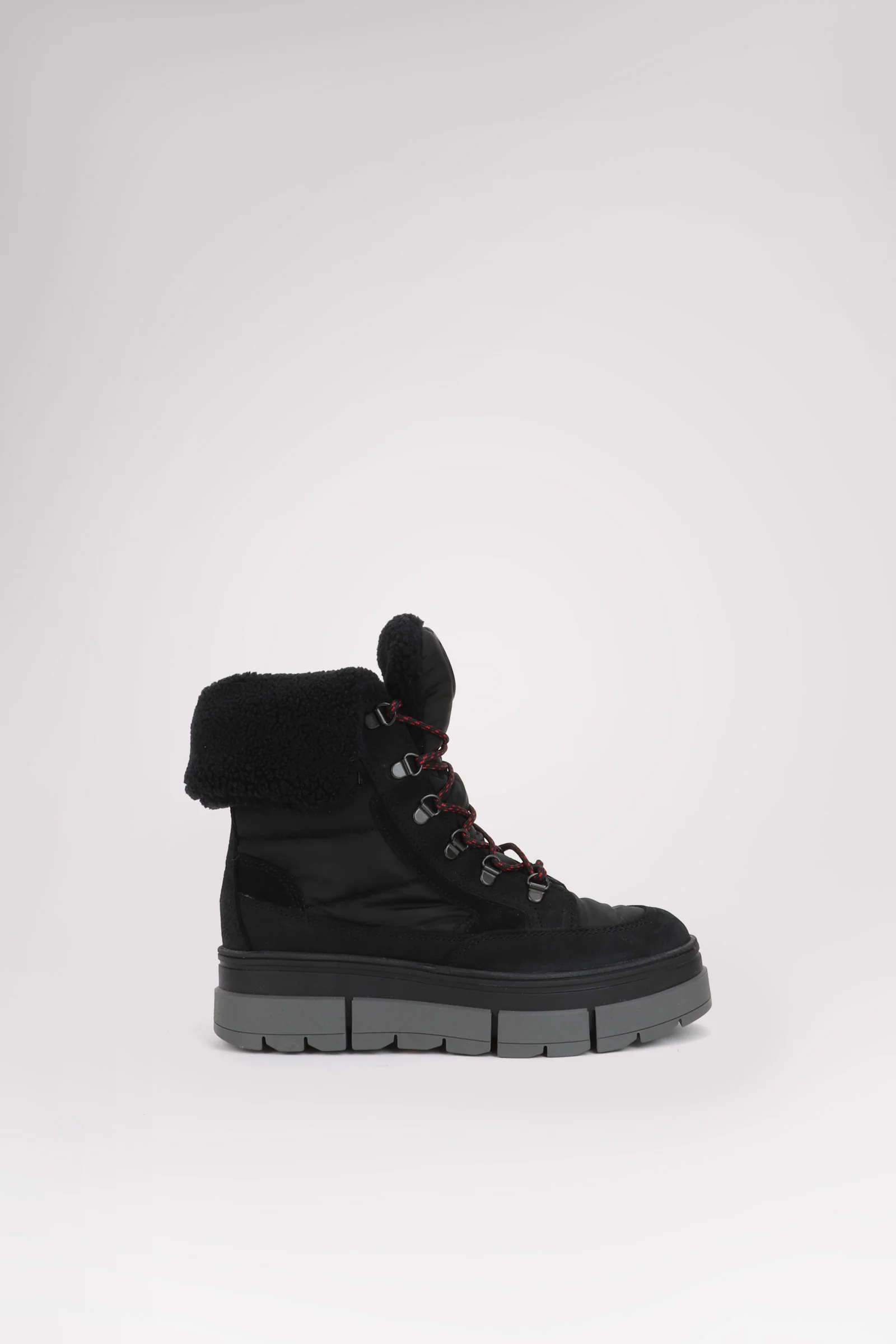 Henta Women's Lace Up Boot w/Ice Gripper