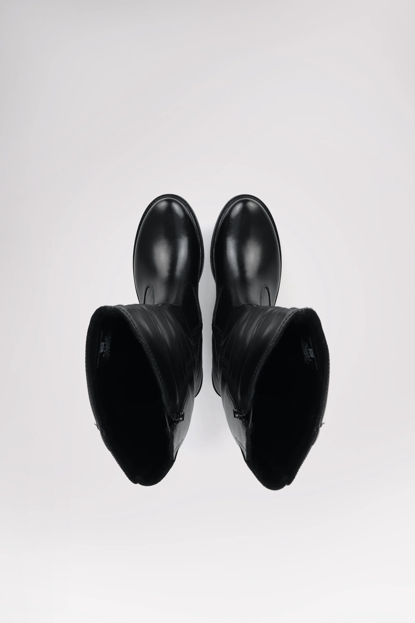 Riga Women's High Side Zip Boot