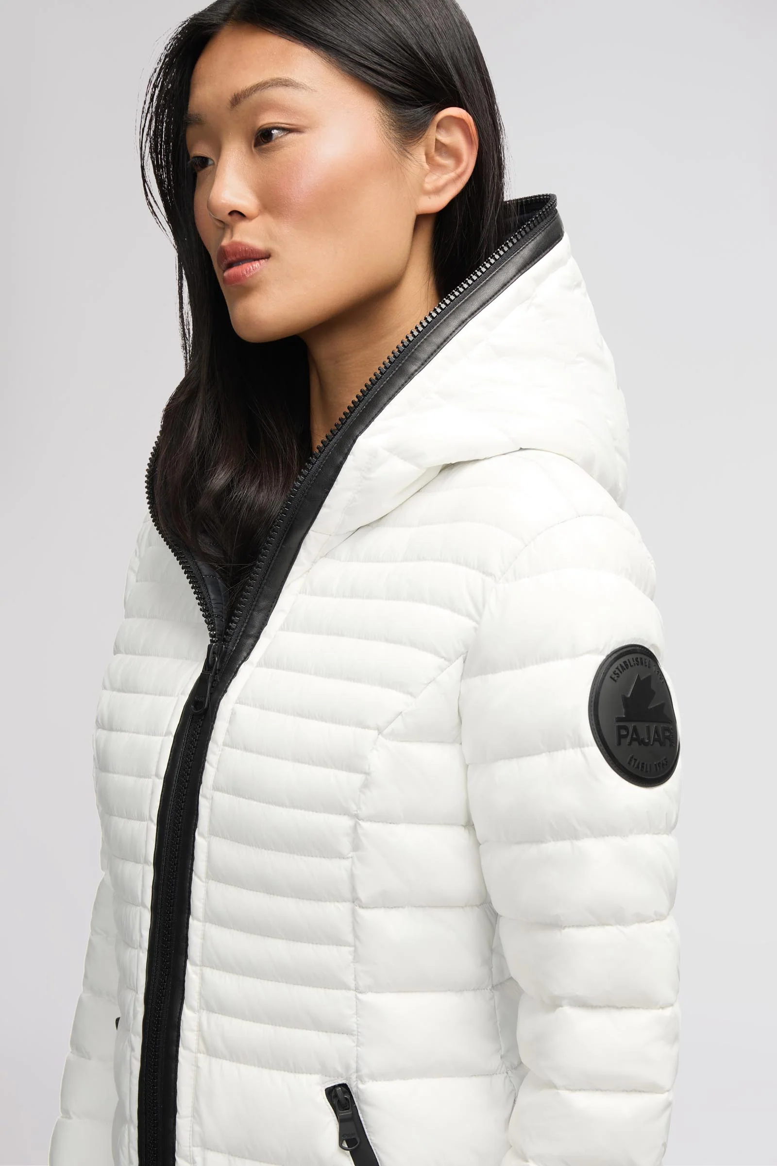 Lyvien Women's Lightweight Packable Puffer