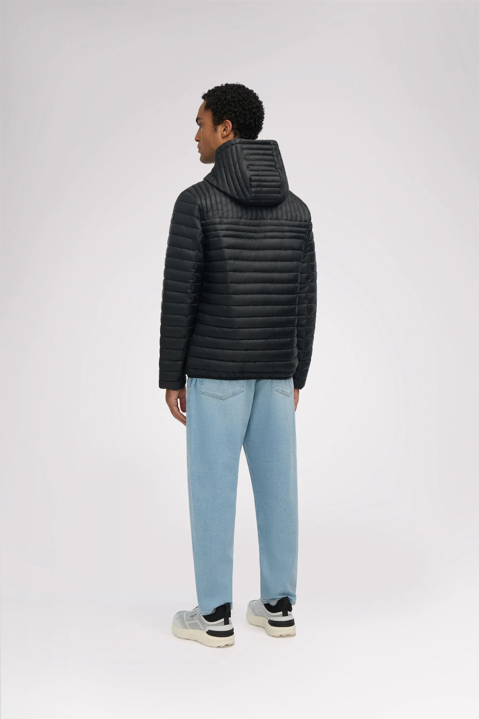 Eriksson Men's Lightweight Packable Puffer