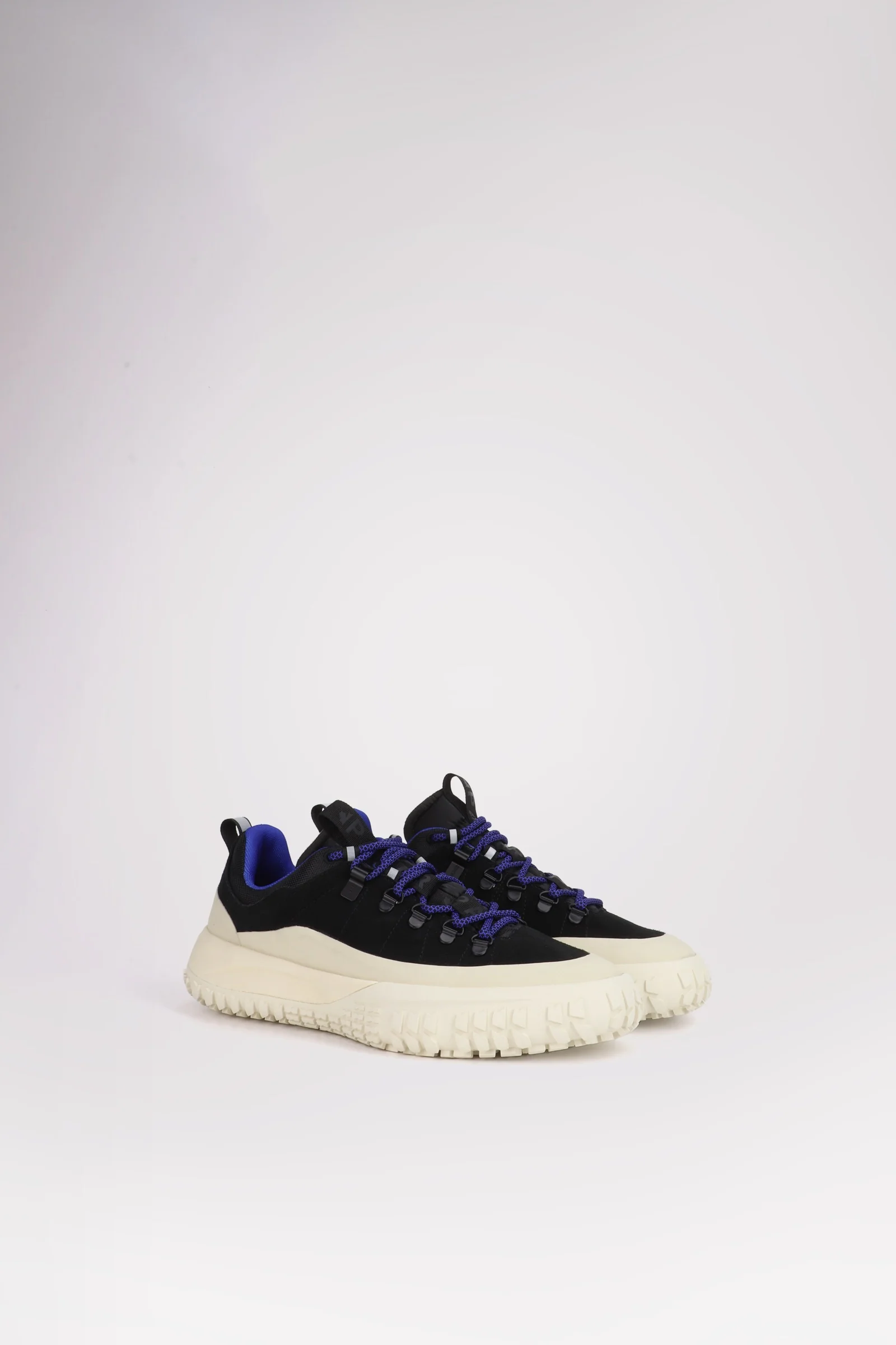 Nebula Alpine Men's Casual Sneaker