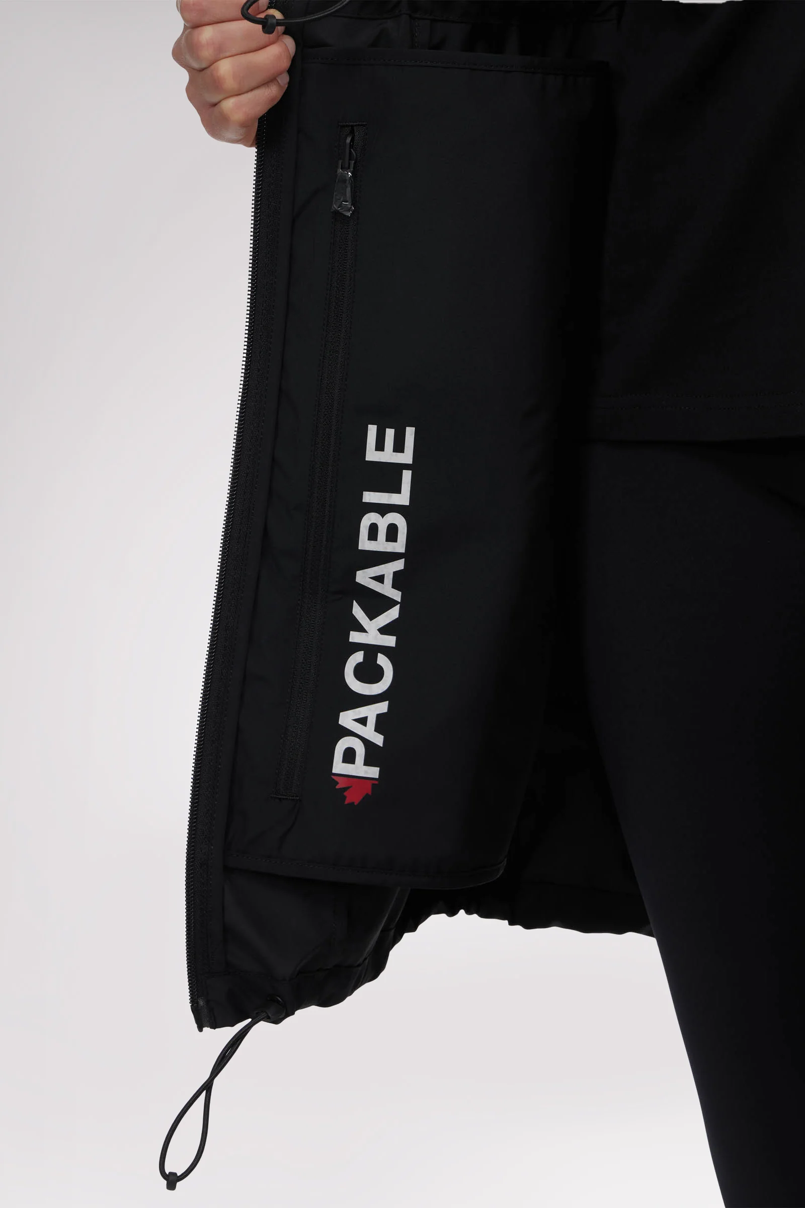 Esen Women's Hooded Rainshell