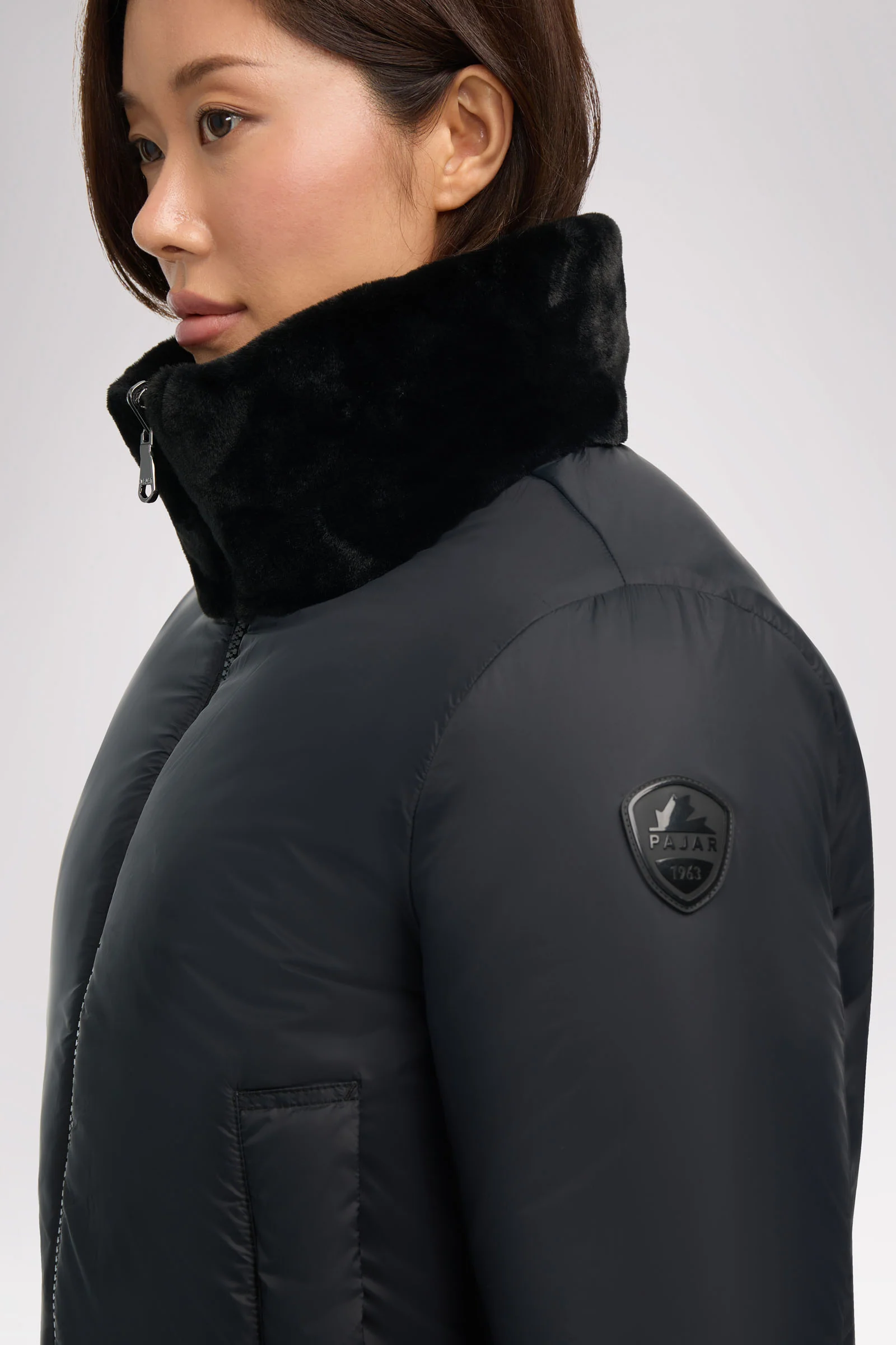 Vanita Women's Boxy Reversible Puffer