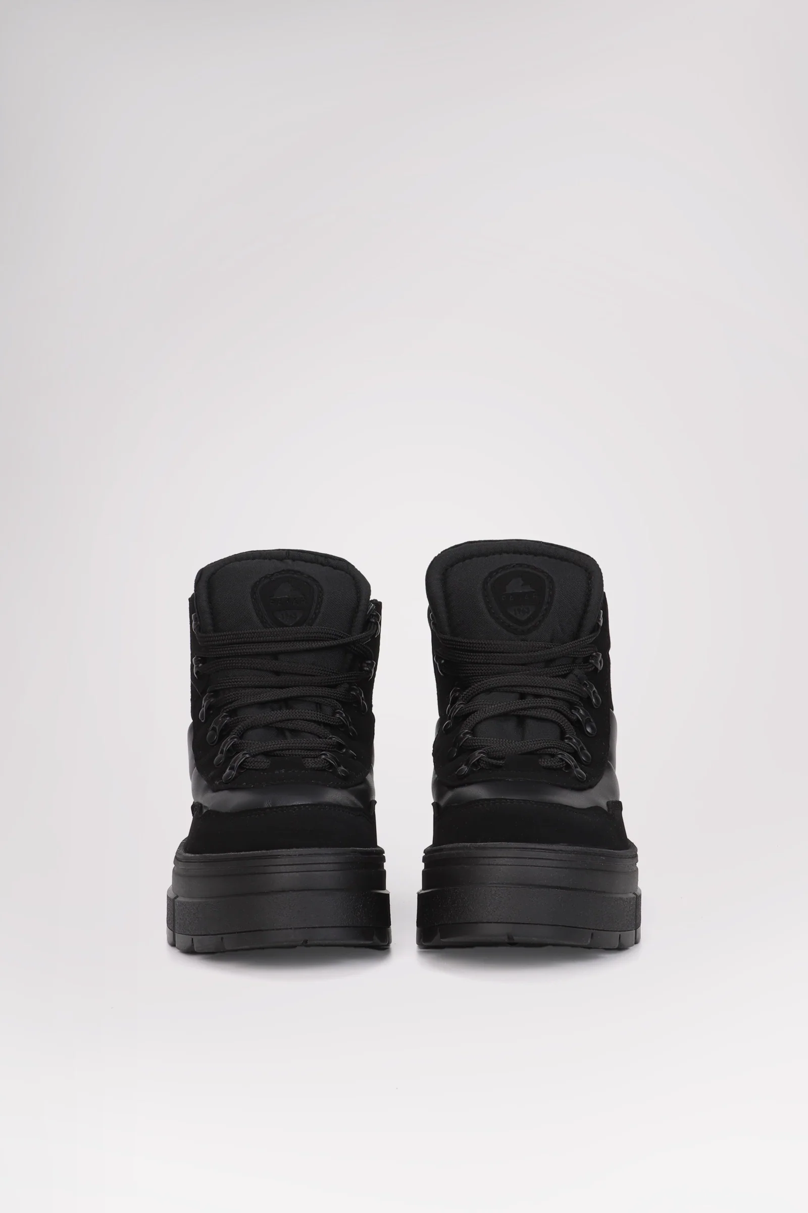 Harper Mid Mlea Women's Boot w/Ice Grippers