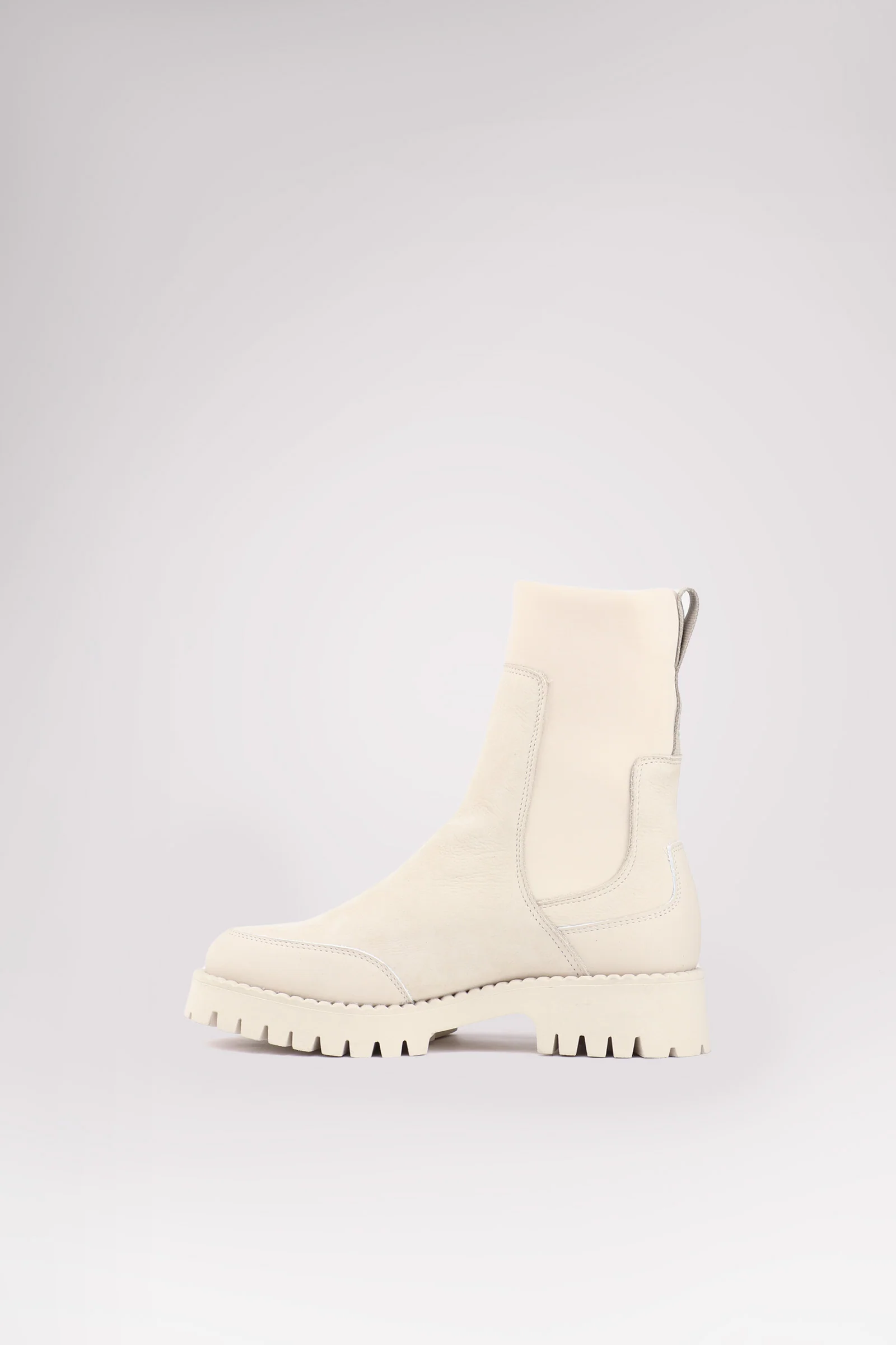 Nahya High Women's High Chelsea Boot