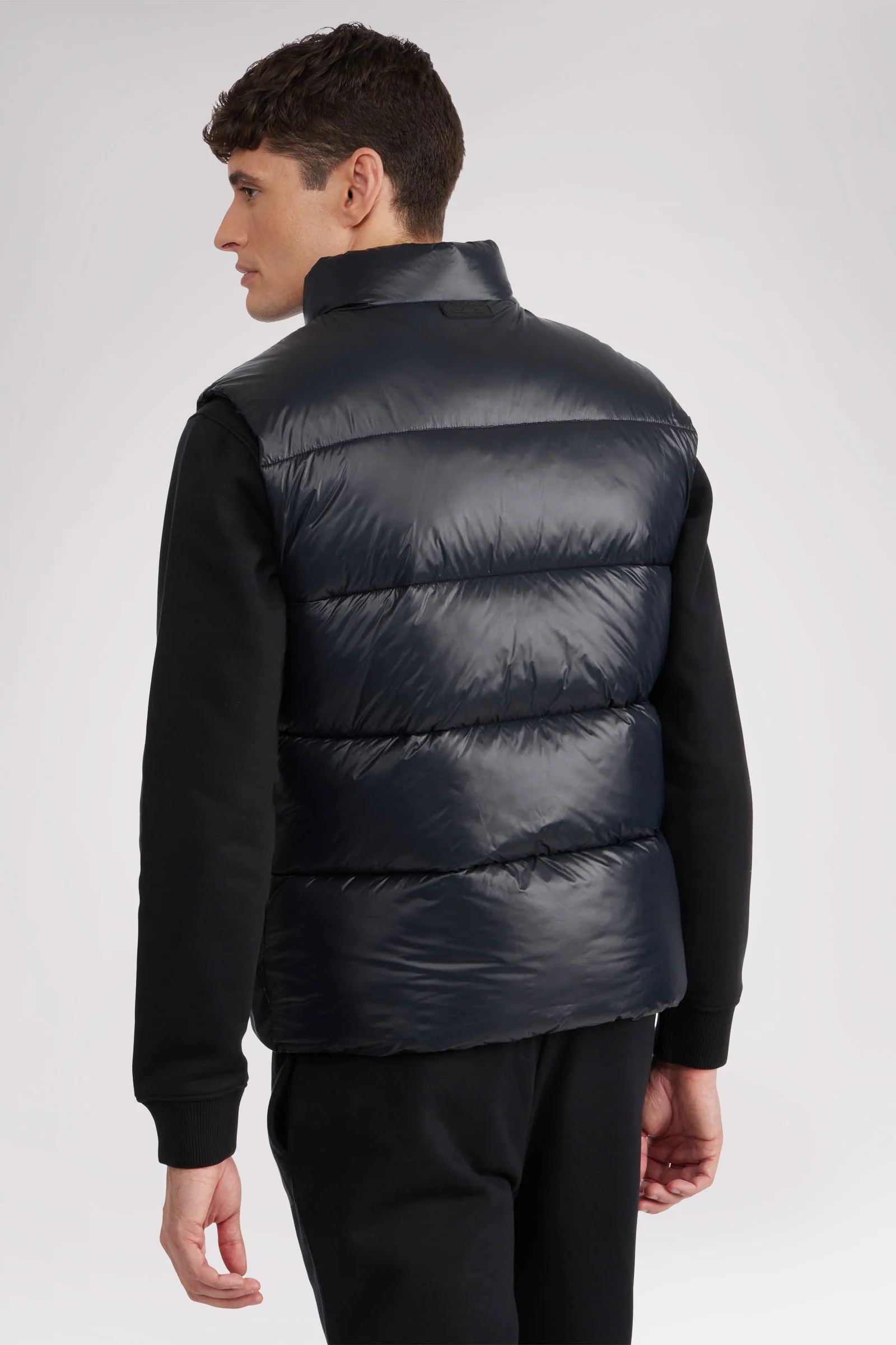 Nashi Men's Puffer Vest