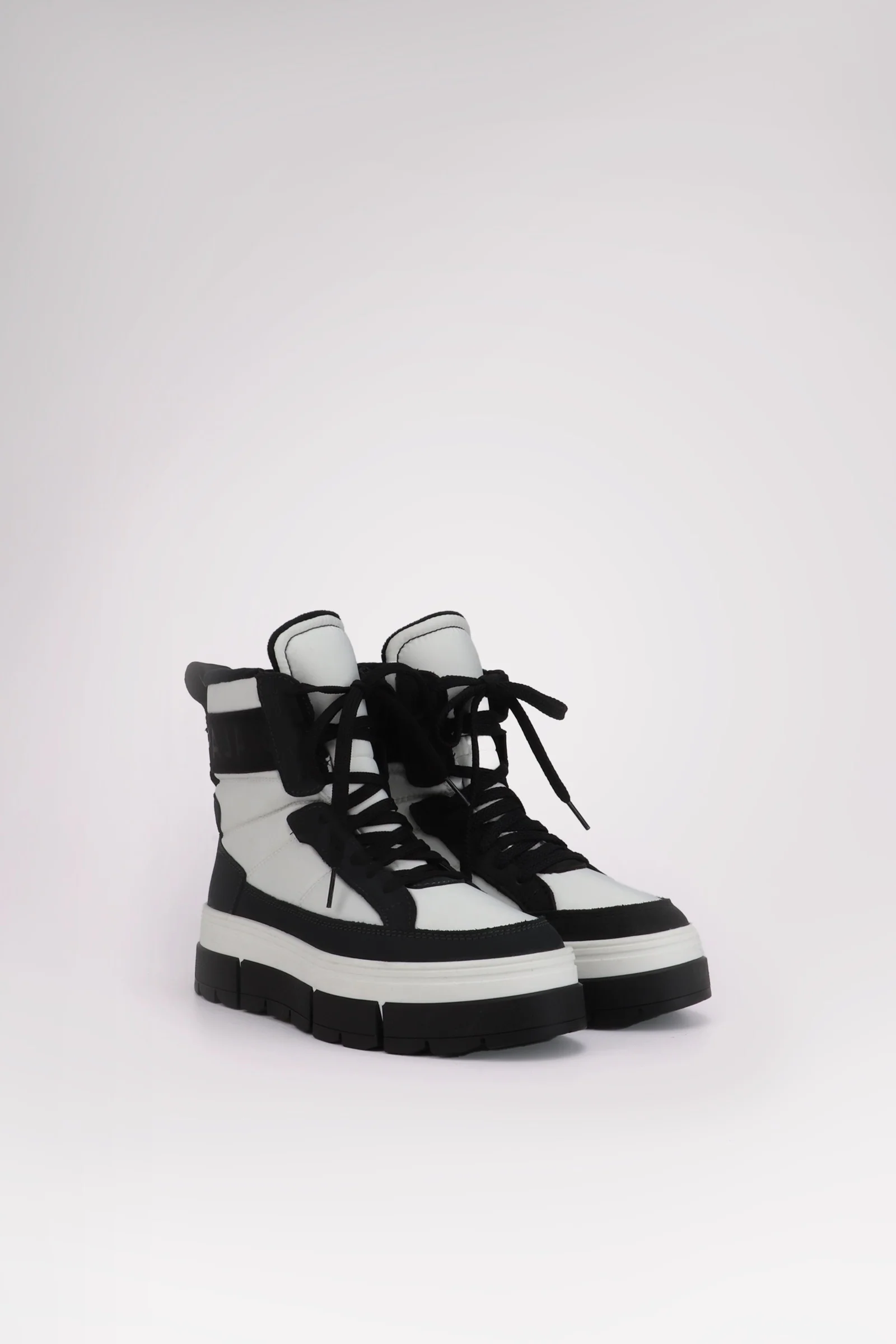 Halo Women's Boot w/Ice Grippers