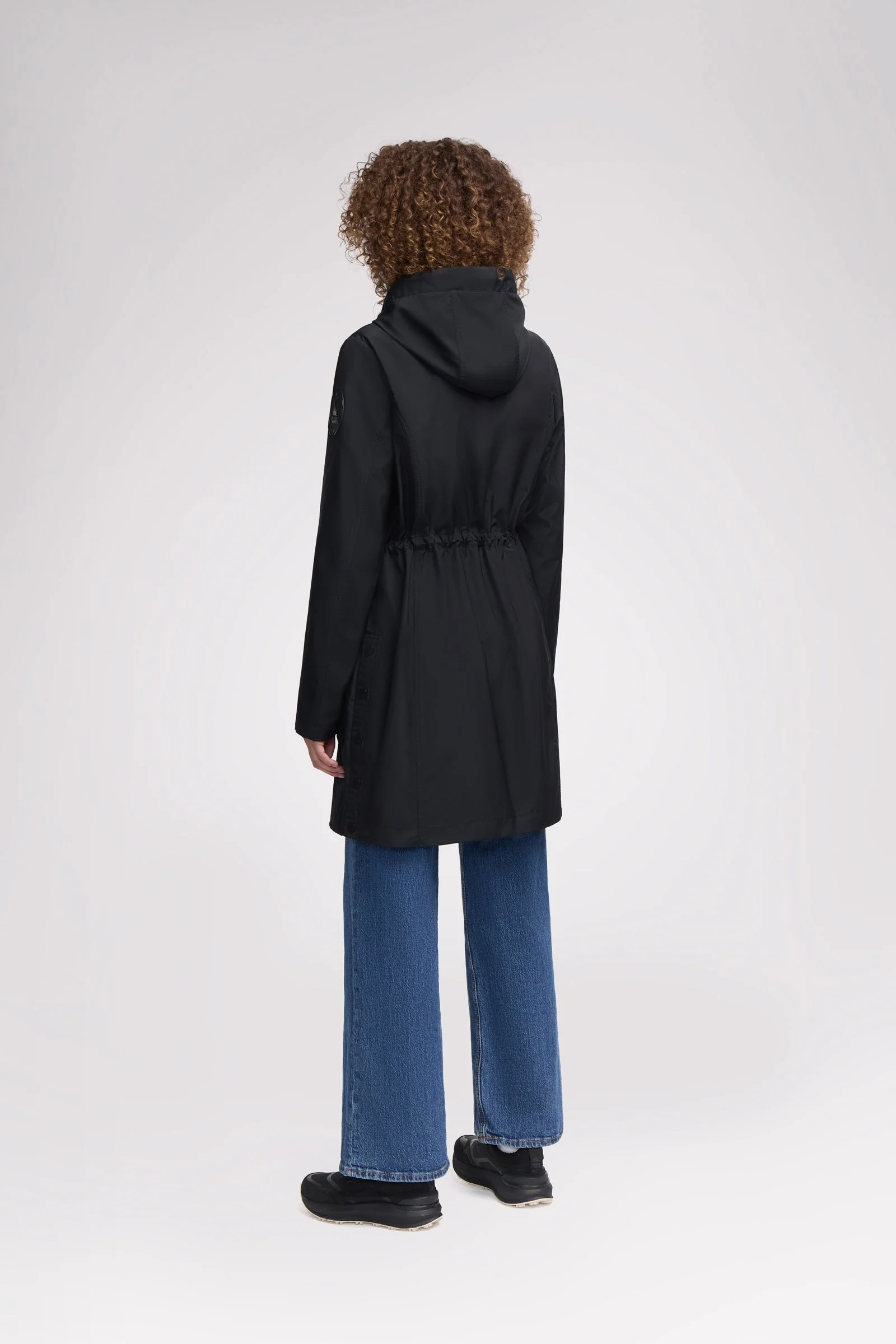 Dew Women's Hooded Rainshell