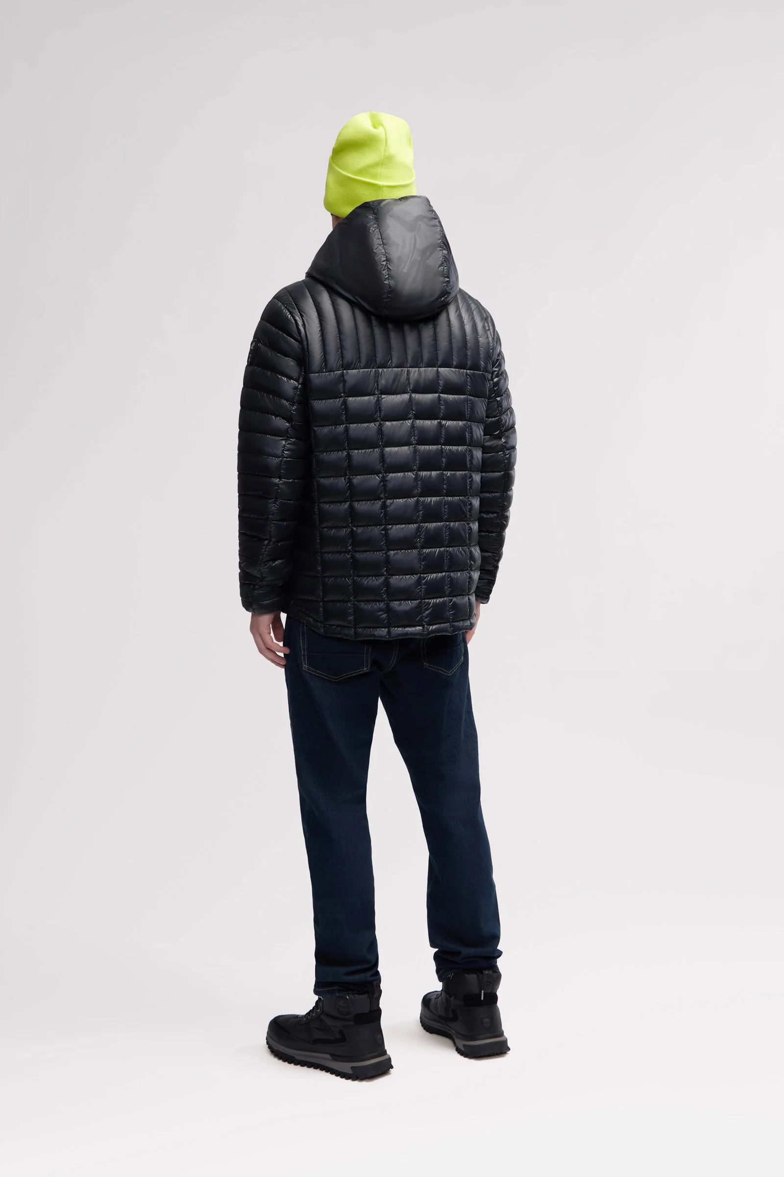 Niran Men's Lightweight Packable Puffer