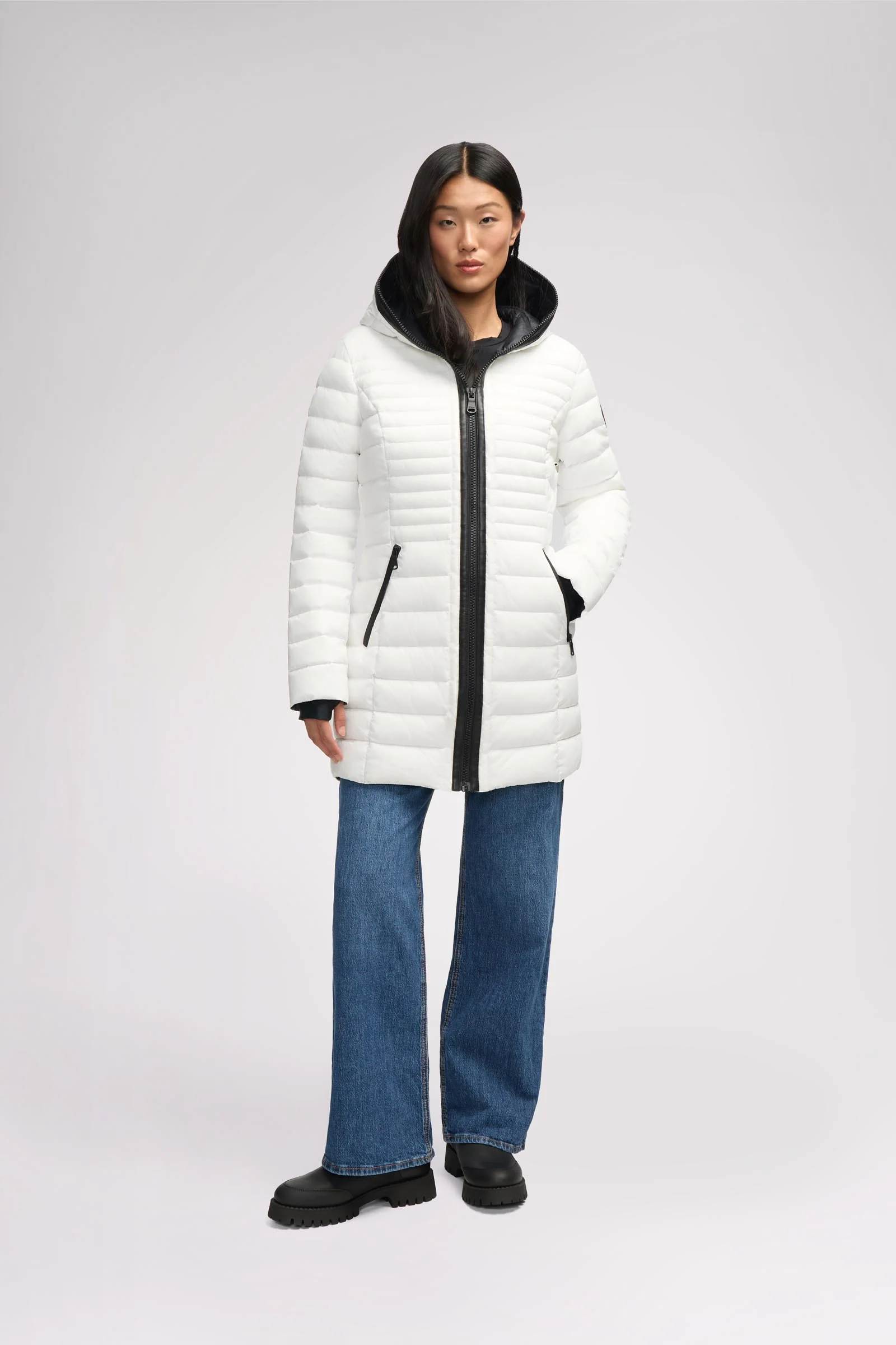 Lyvien Women's Lightweight Packable Puffer