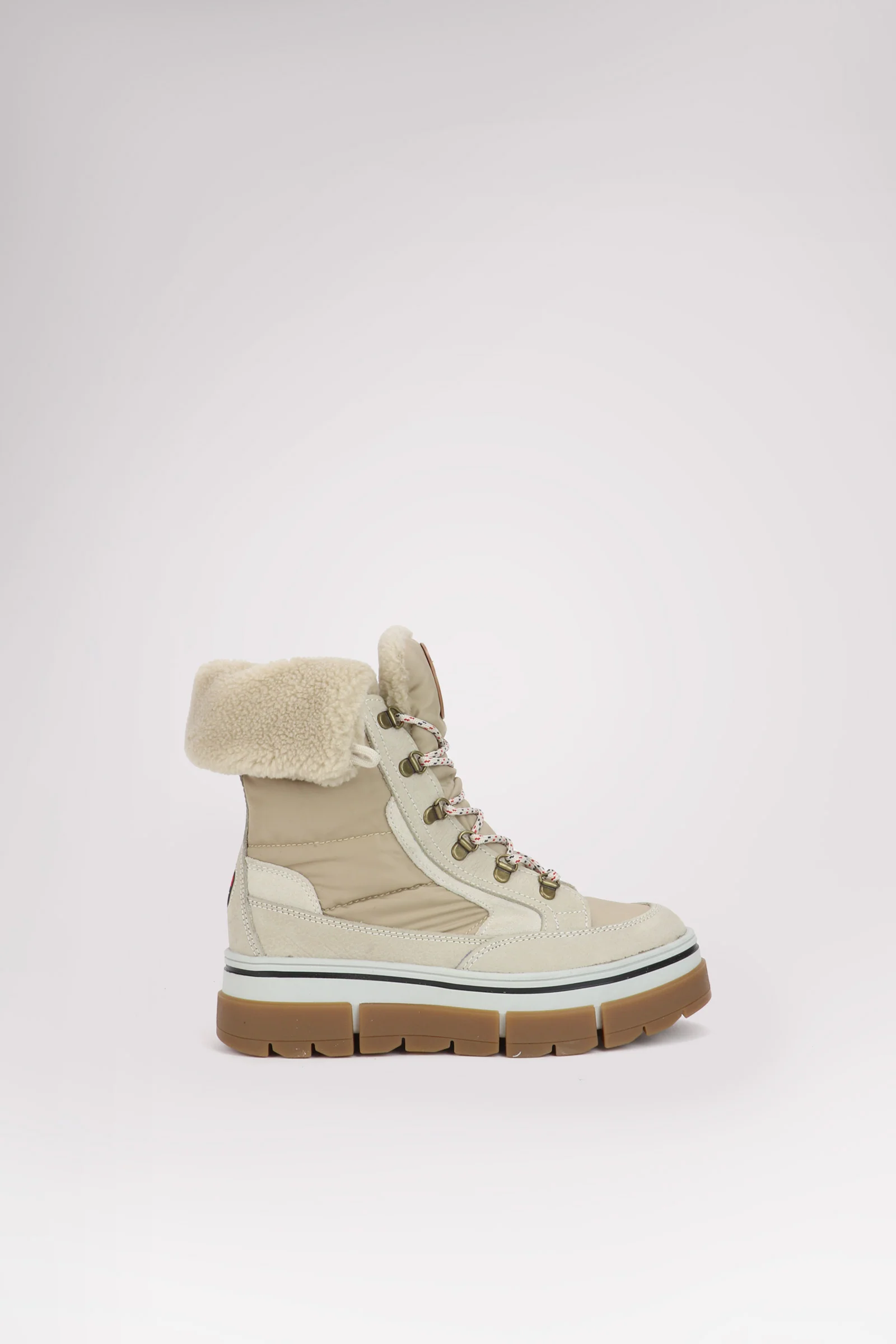 Henta Women's Lace Up Boot w/Ice Gripper