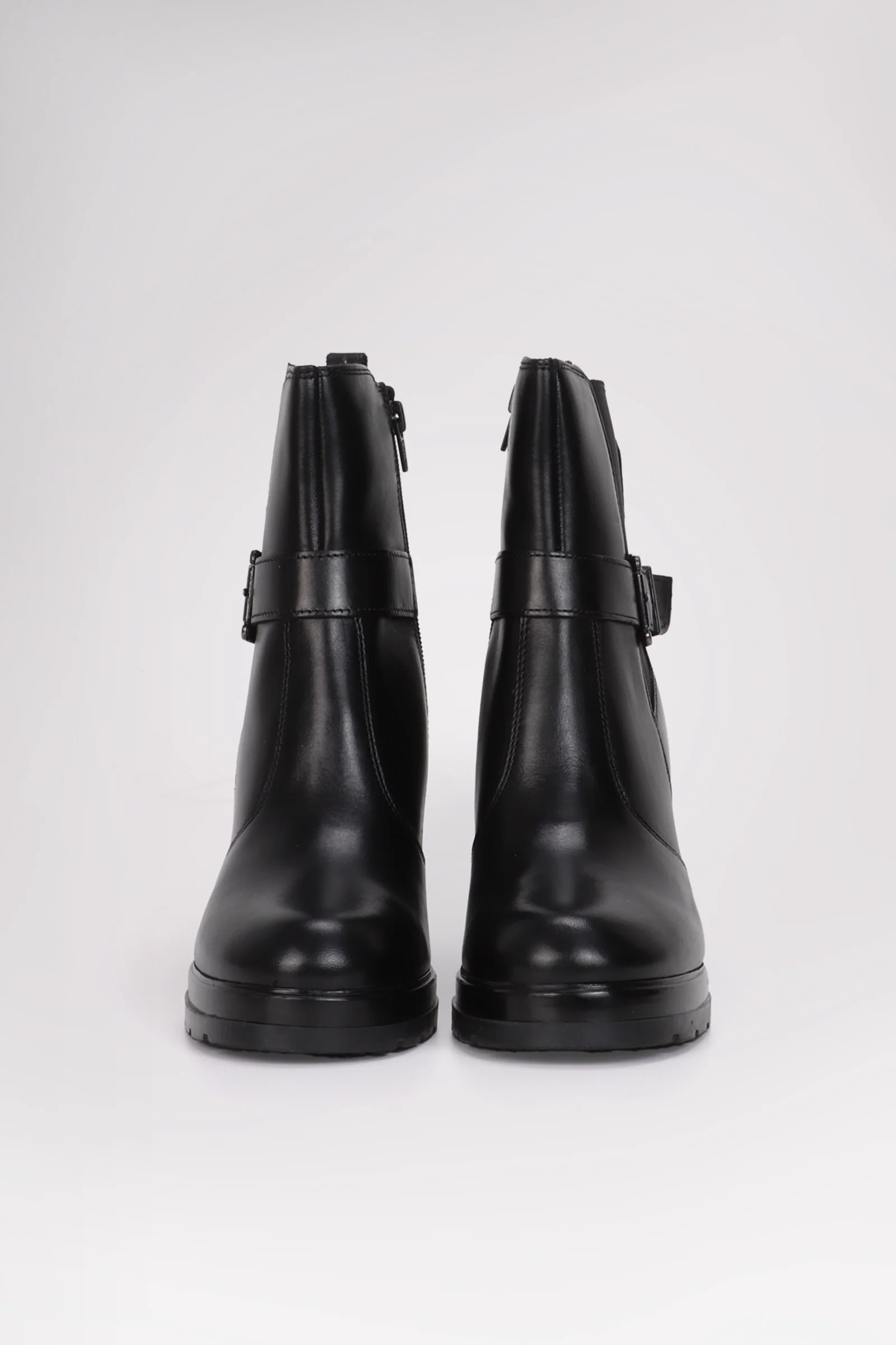 San Remo Women's Side Zip Boot