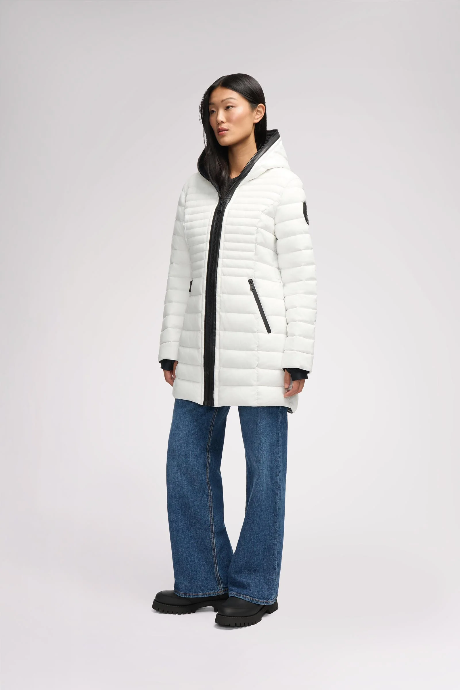 Lyvien Women's Lightweight Packable Puffer