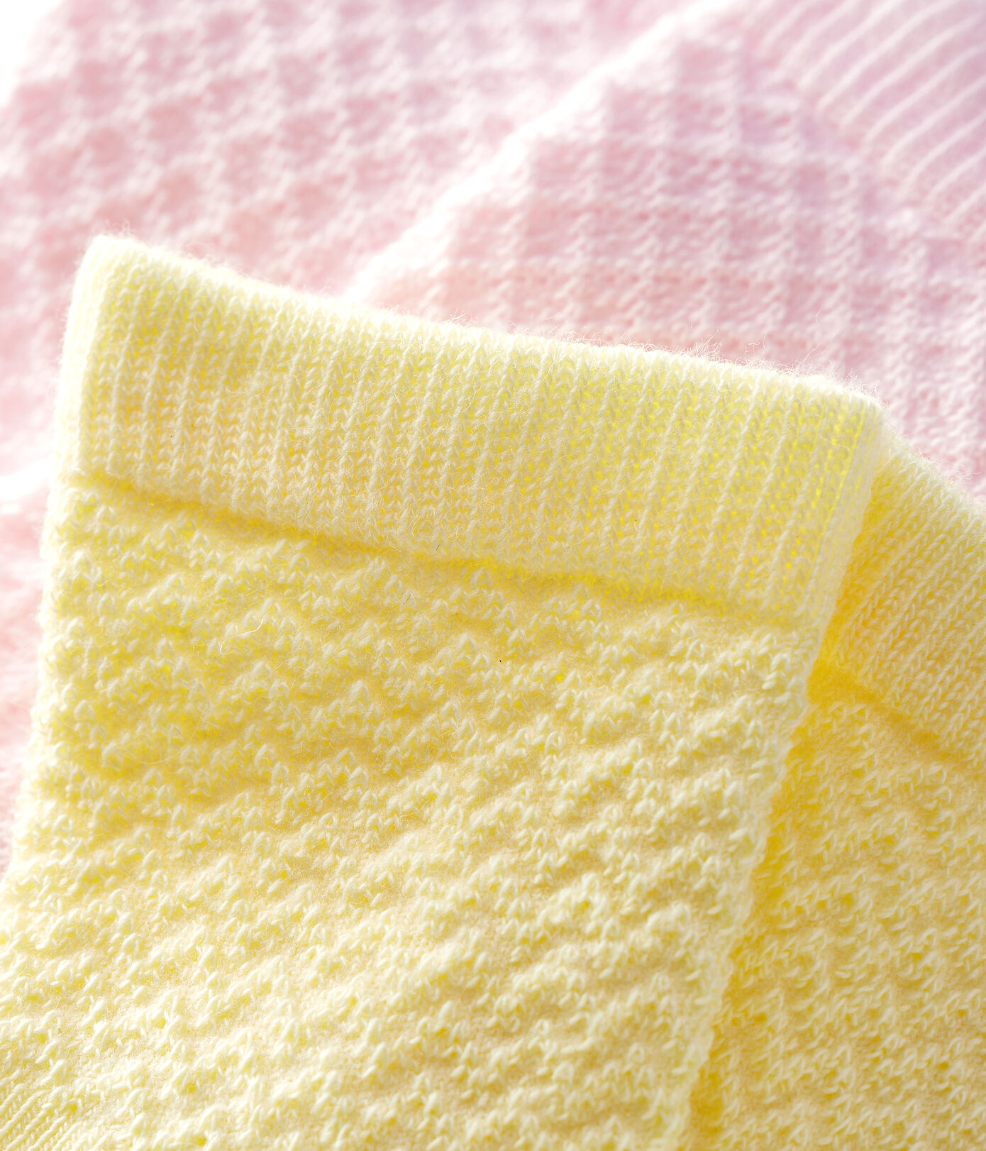 Lot de 2 chaussettes reliéfées bébé fille/garon