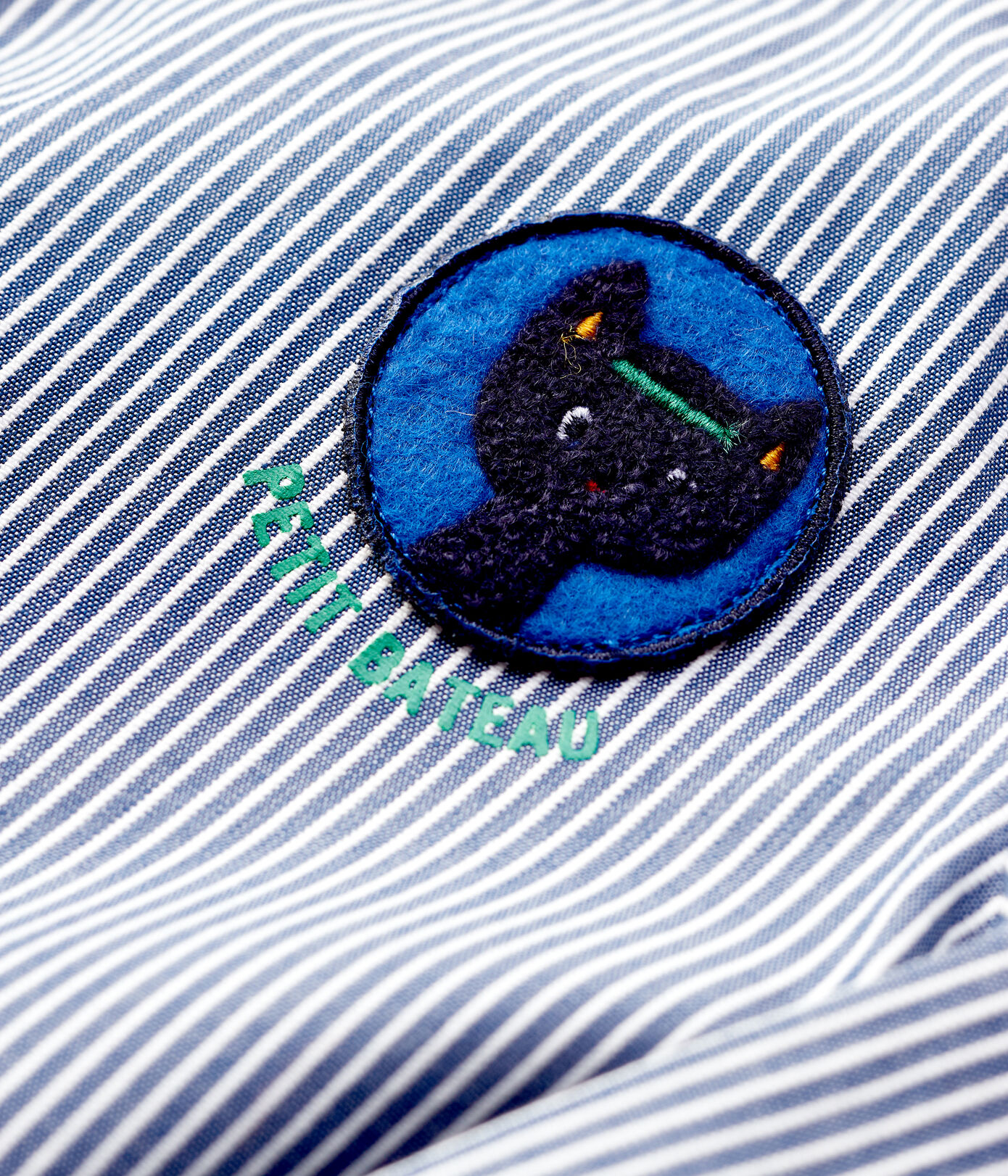 Robe en toile bébé.