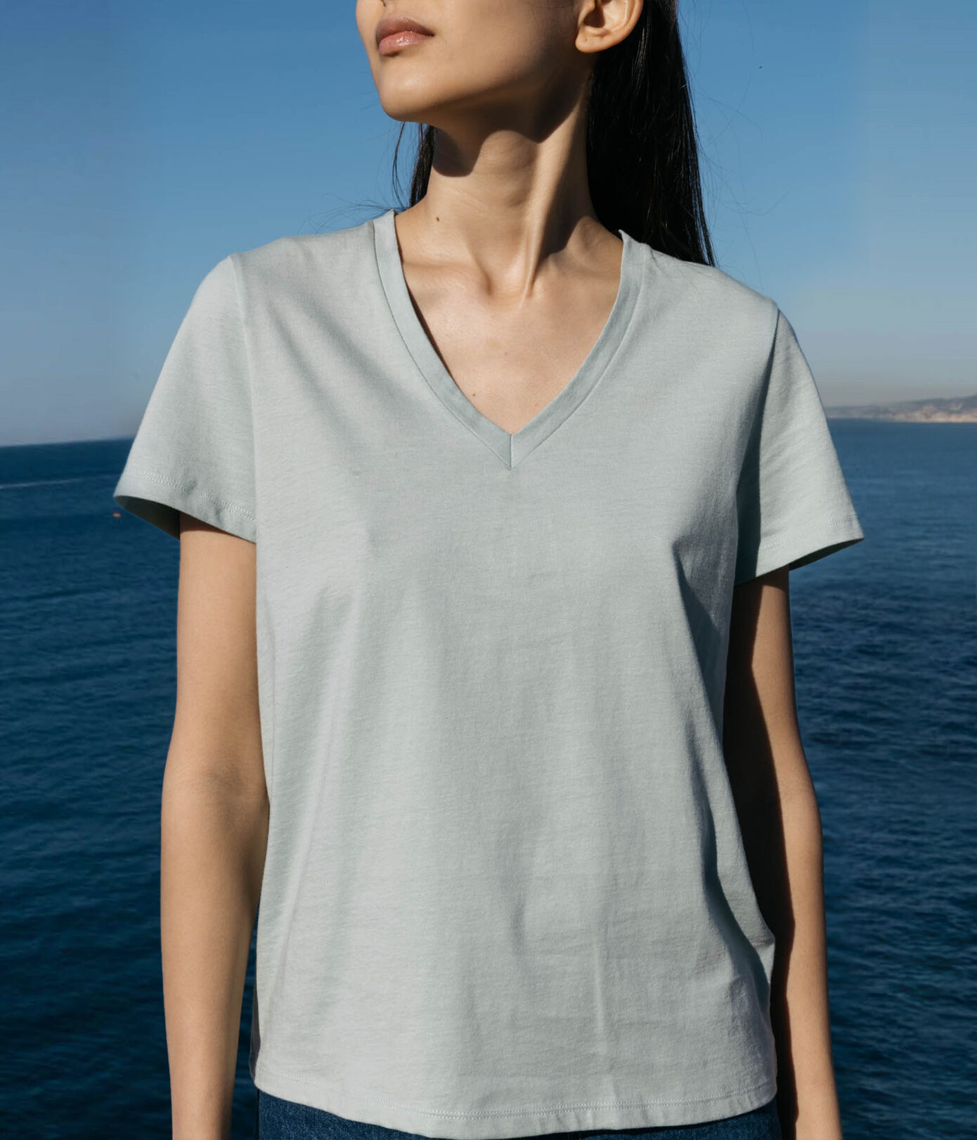 Tee-shirt LE DROIT col V en coton bio Femme