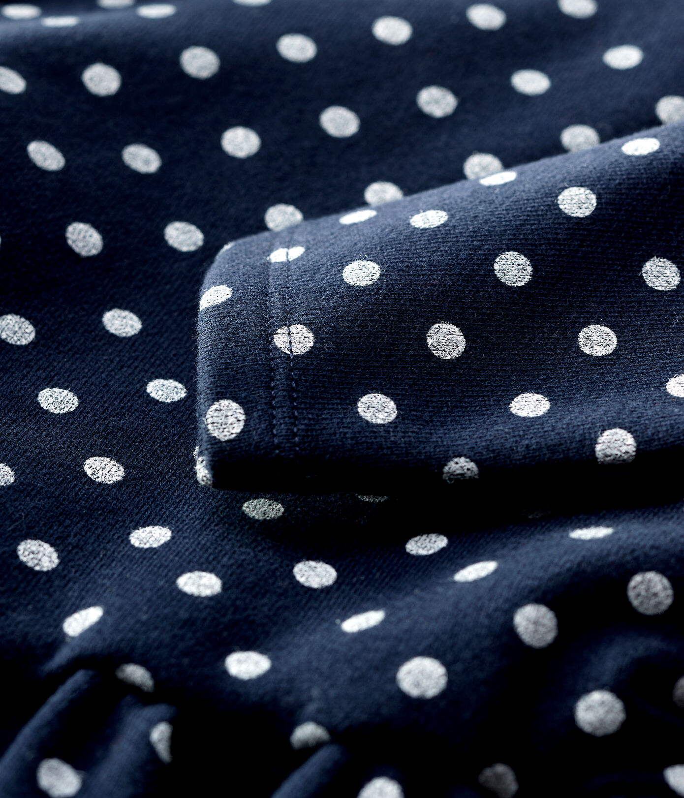 Robe en molleton bébé.