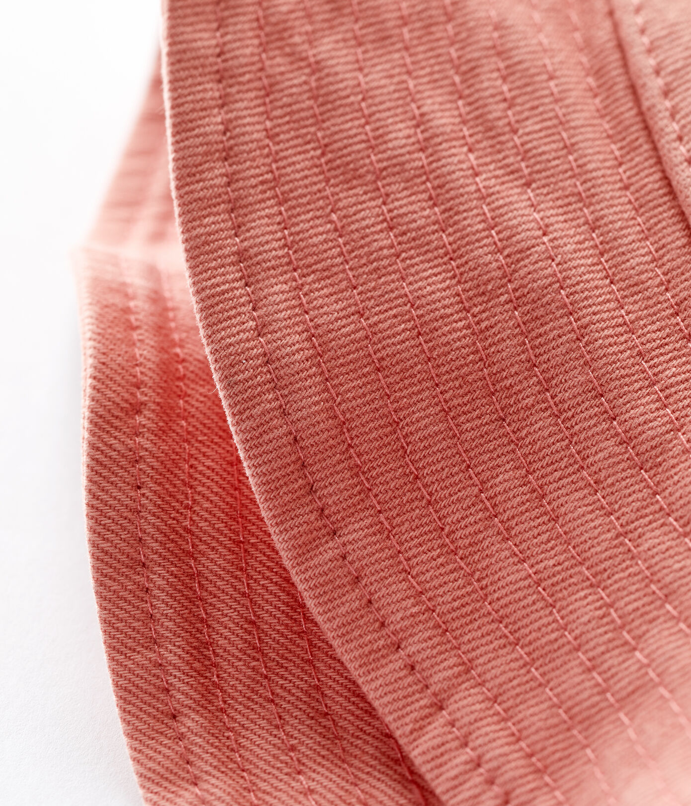 Bob en denim pour bébé.